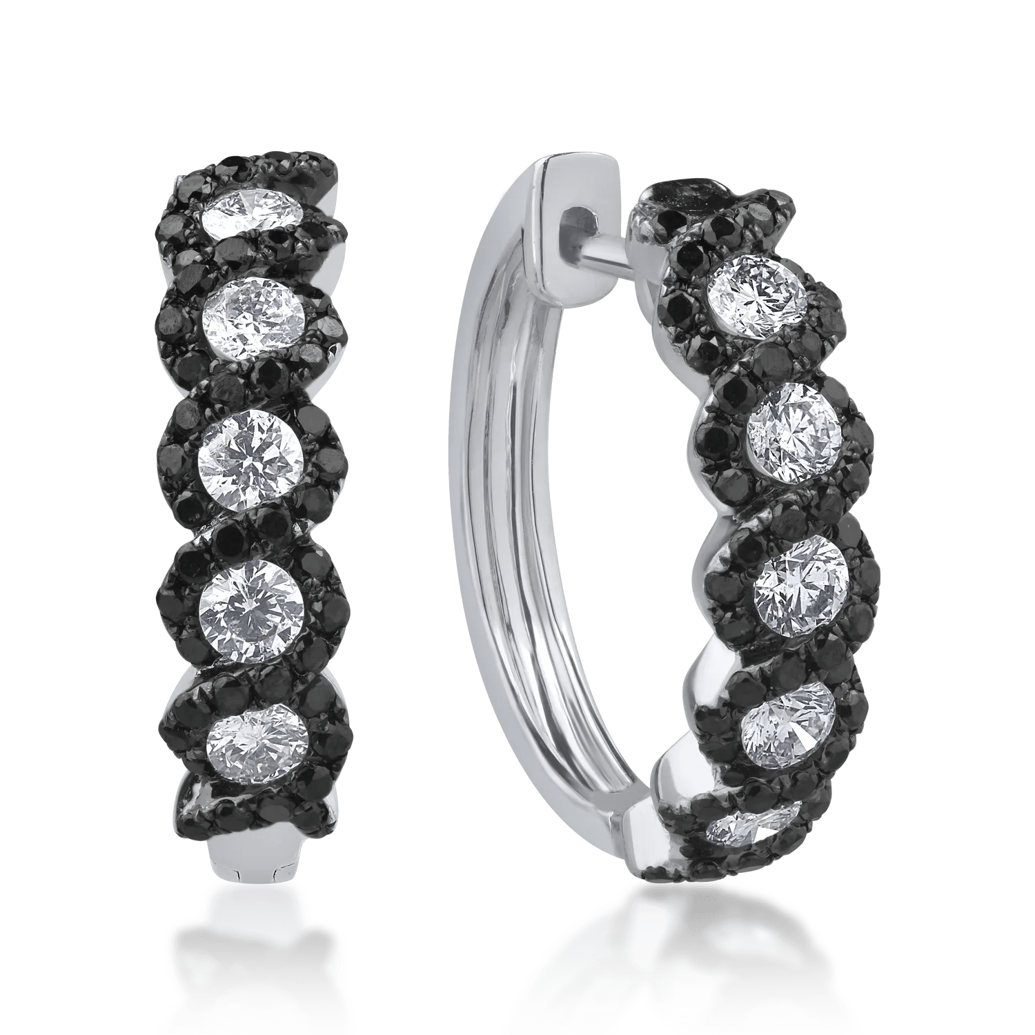 Cercei din aur alb cu diamante de 0.54ct și 0.47ct Cercei din aur alb cu diamante de 0.54ct și 0.47ct