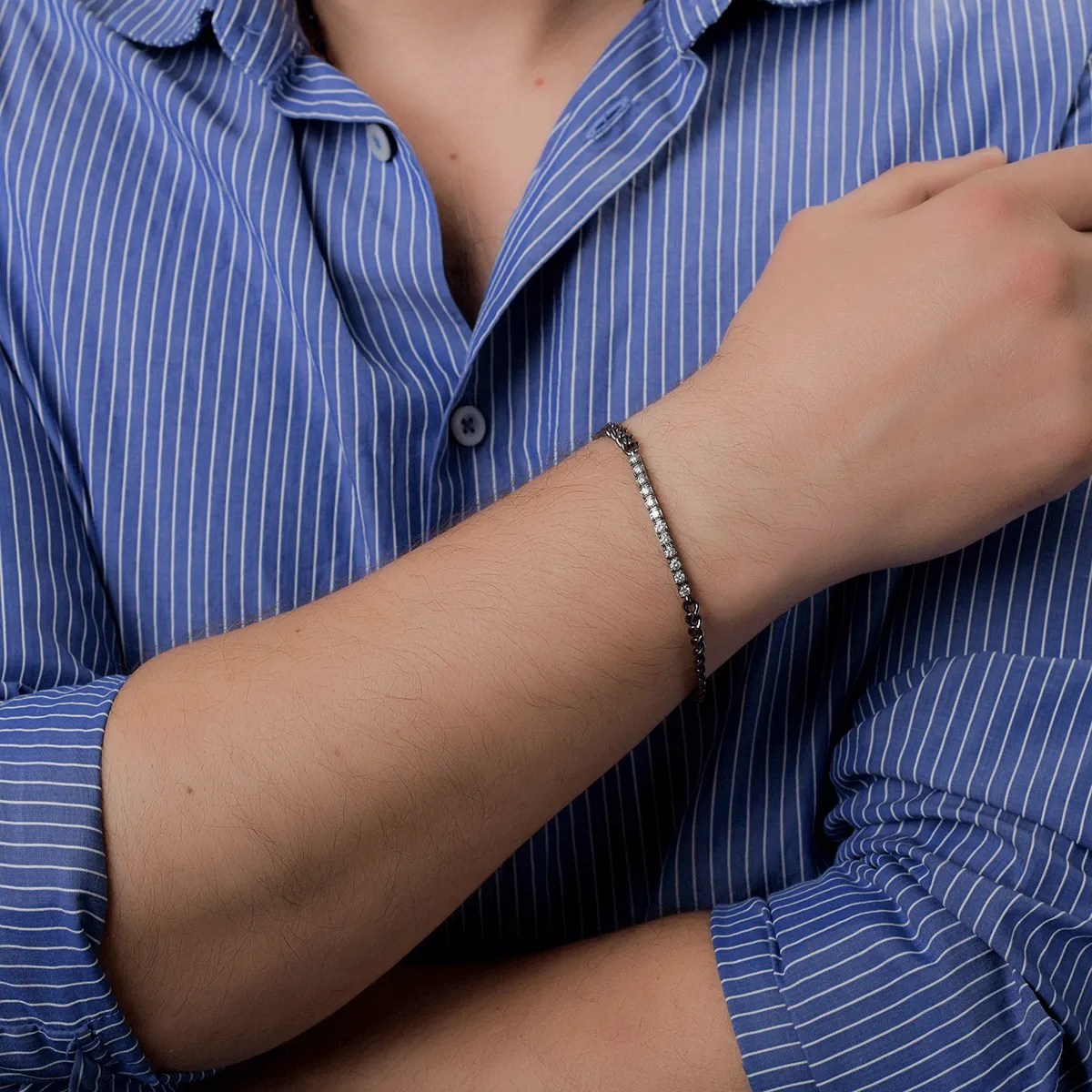 Brățară din aur negru cu diamante pentru bărbați Brățară din aur negru cu diamante pentru bărbați