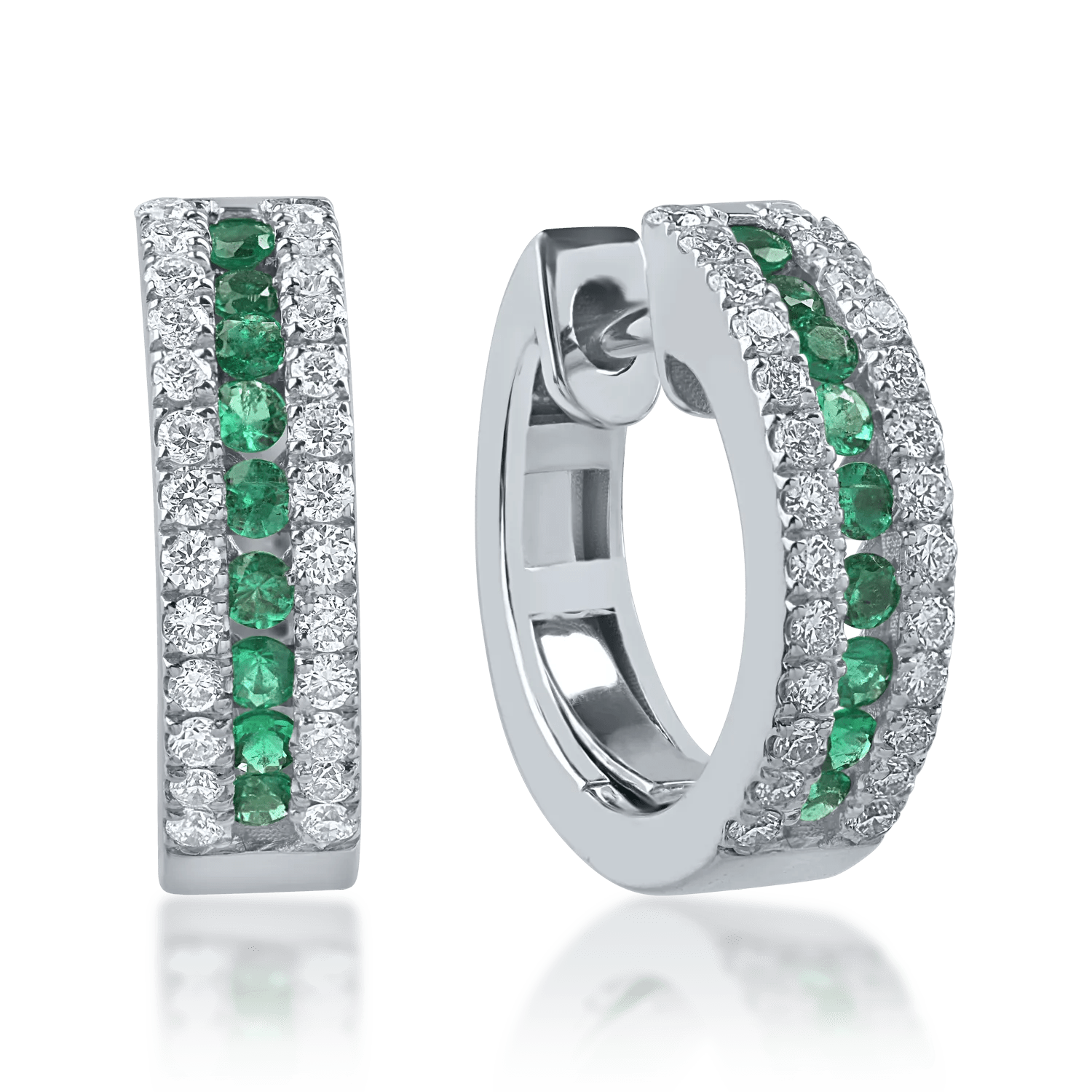 Cercei din aur alb cu smaralde de 0.26ct și diamante de 0.32ct Cercei din aur alb cu smaralde de 0.26ct și diamante de 0.32ct