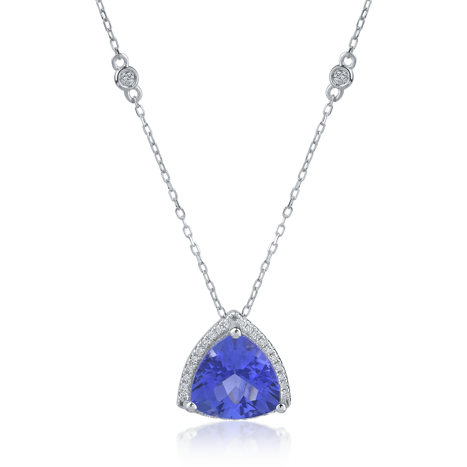 Lanț cu pandantiv din aur alb, tanzanit trillion 3.26ct și diamante 0.17ct Lanț cu pandantiv din aur alb, tanzanit trillion 3.26ct și diamante 0.17ct