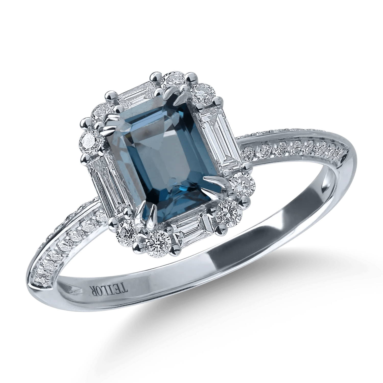 Inel din aur alb cu topaz london blue de 1ct și diamante de 0.4ct Inel din aur alb cu topaz london blue de 1ct și diamante de 0.4ct