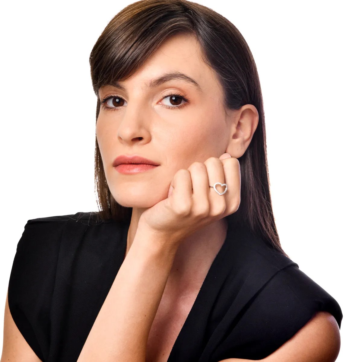 Inel inimă din aur alb cu zirconii – Teilor Inel inimă din aur alb cu zirconii – Teilor