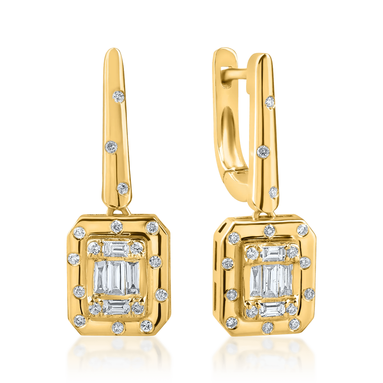 Cercei aur galben cu diamante baguette și rotunde de 0.3ct Cercei aur galben cu diamante baguette și rotunde de 0.3ct