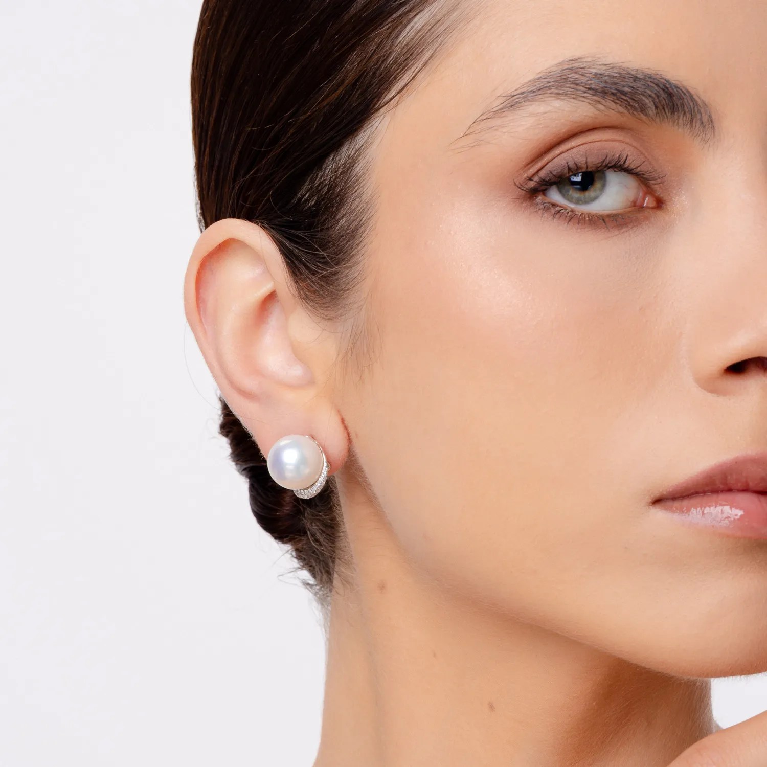 Cercei din aur alb cu diamante – Teilor Cercei din aur alb cu diamante – Teilor