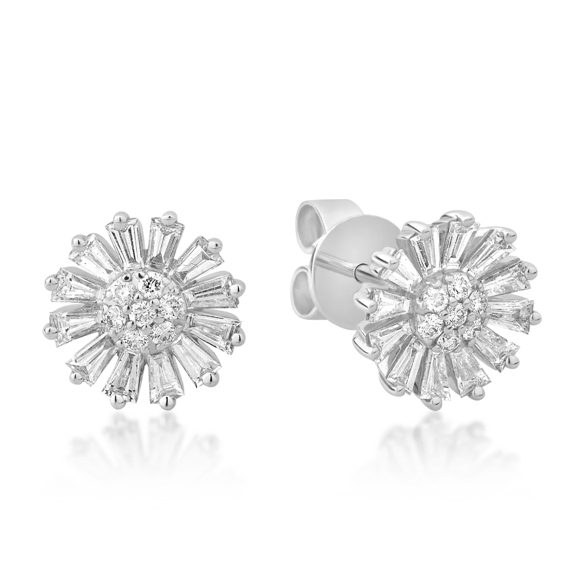 Cercei florali din aur alb cu diamante – eleganță pură Cercei florali din aur alb cu diamante - eleganță pură