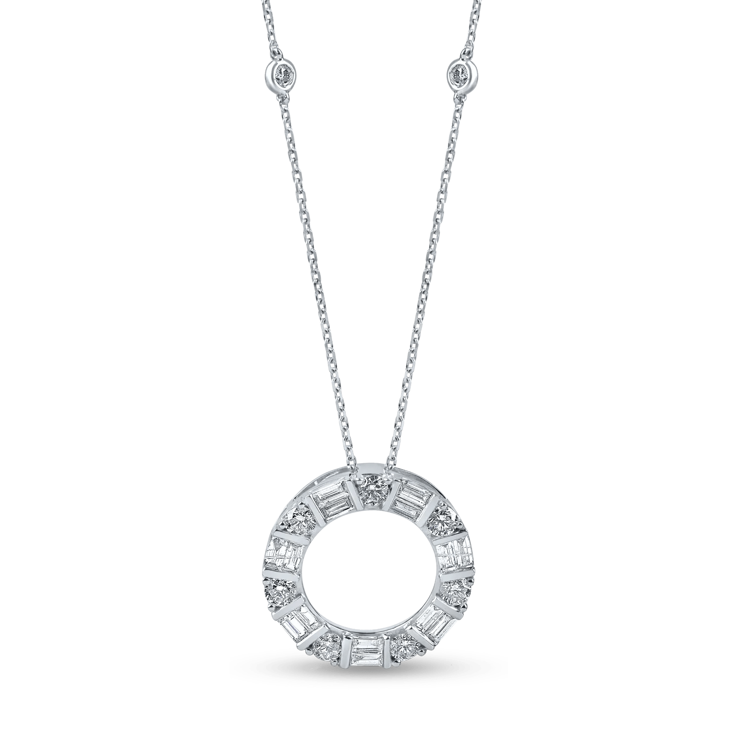 Pandantiv rotund din aur alb cu diamante baguette și rotunde de 1ct Pandantiv rotund din aur alb cu diamante baguette și rotunde de 1ct