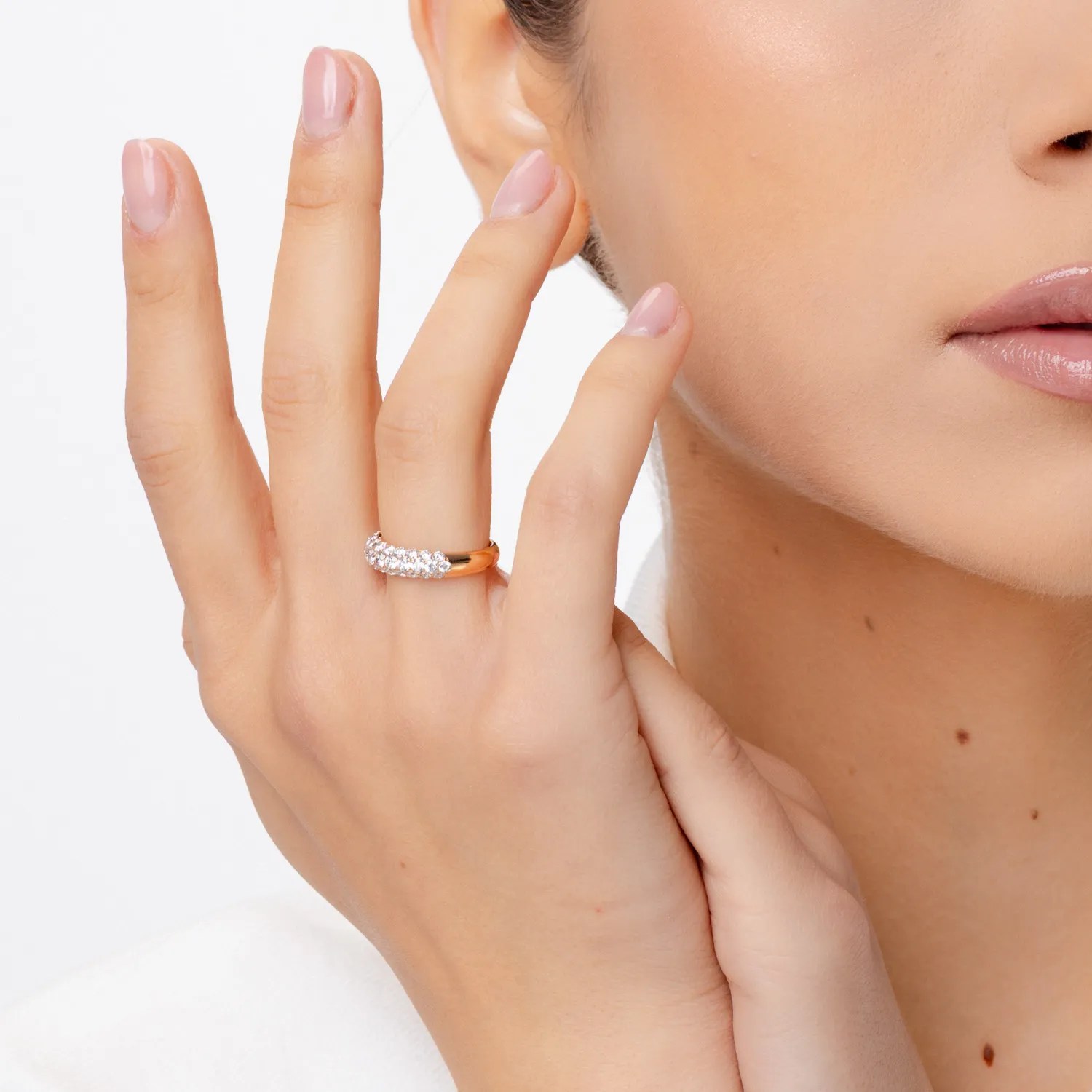 Inel semi eternity din aur roz cu diamante – Teilor Inel semi eternity din aur roz cu diamante - Teilor