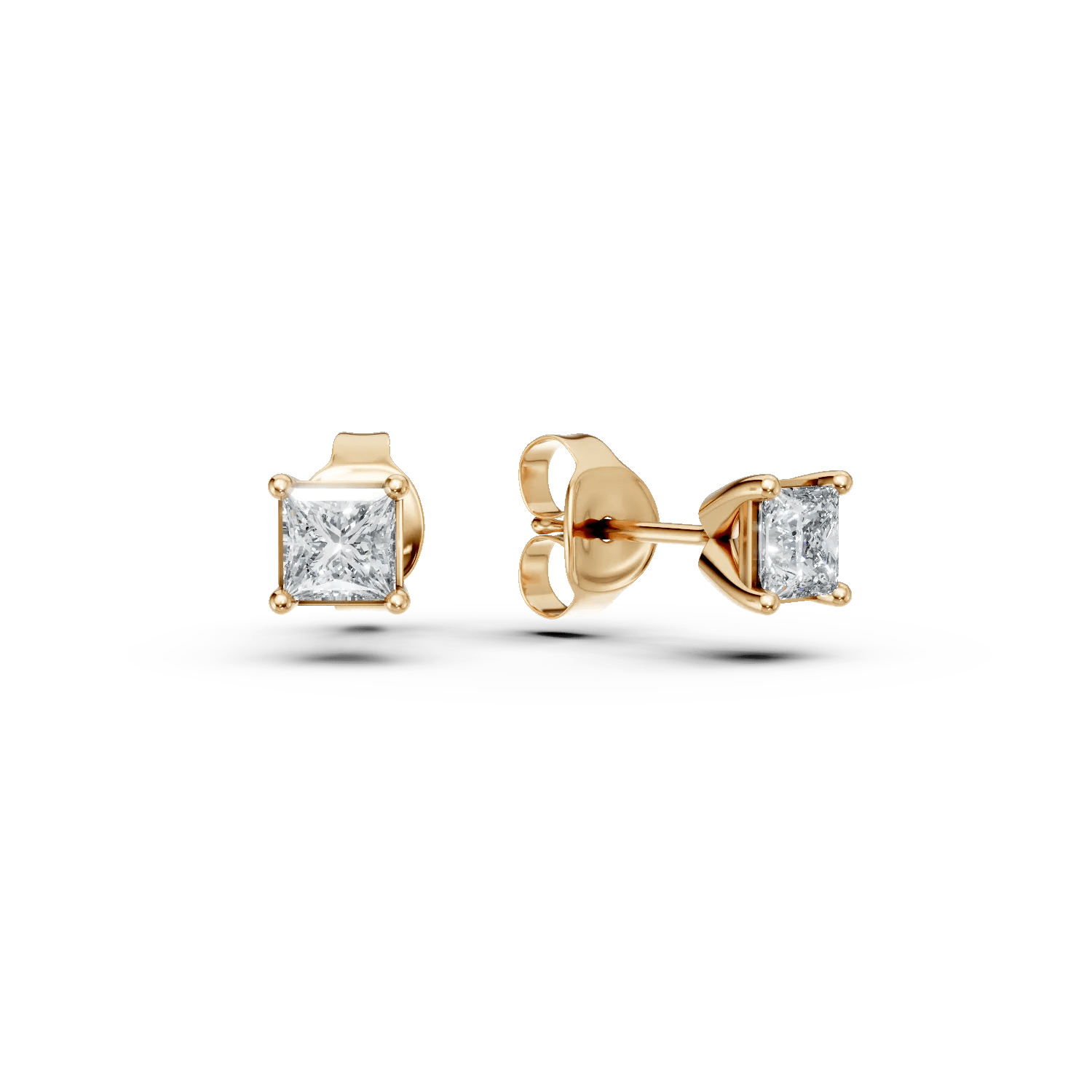 Cercei din aur galben cu diamante princess de 0.3ct Cercei din aur galben cu diamante princess de 0.3ct