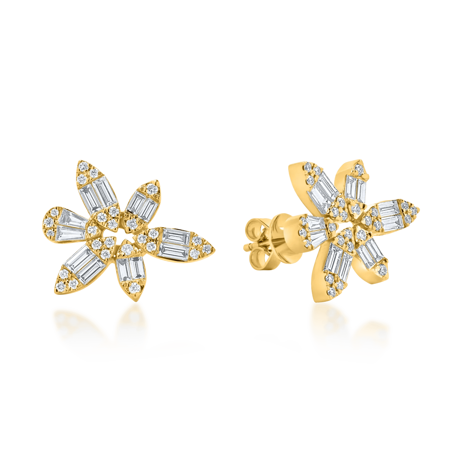 Cercei floare din aur galben cu diamante de 1.6ct Cercei floare din aur galben cu diamante de 1.6ct