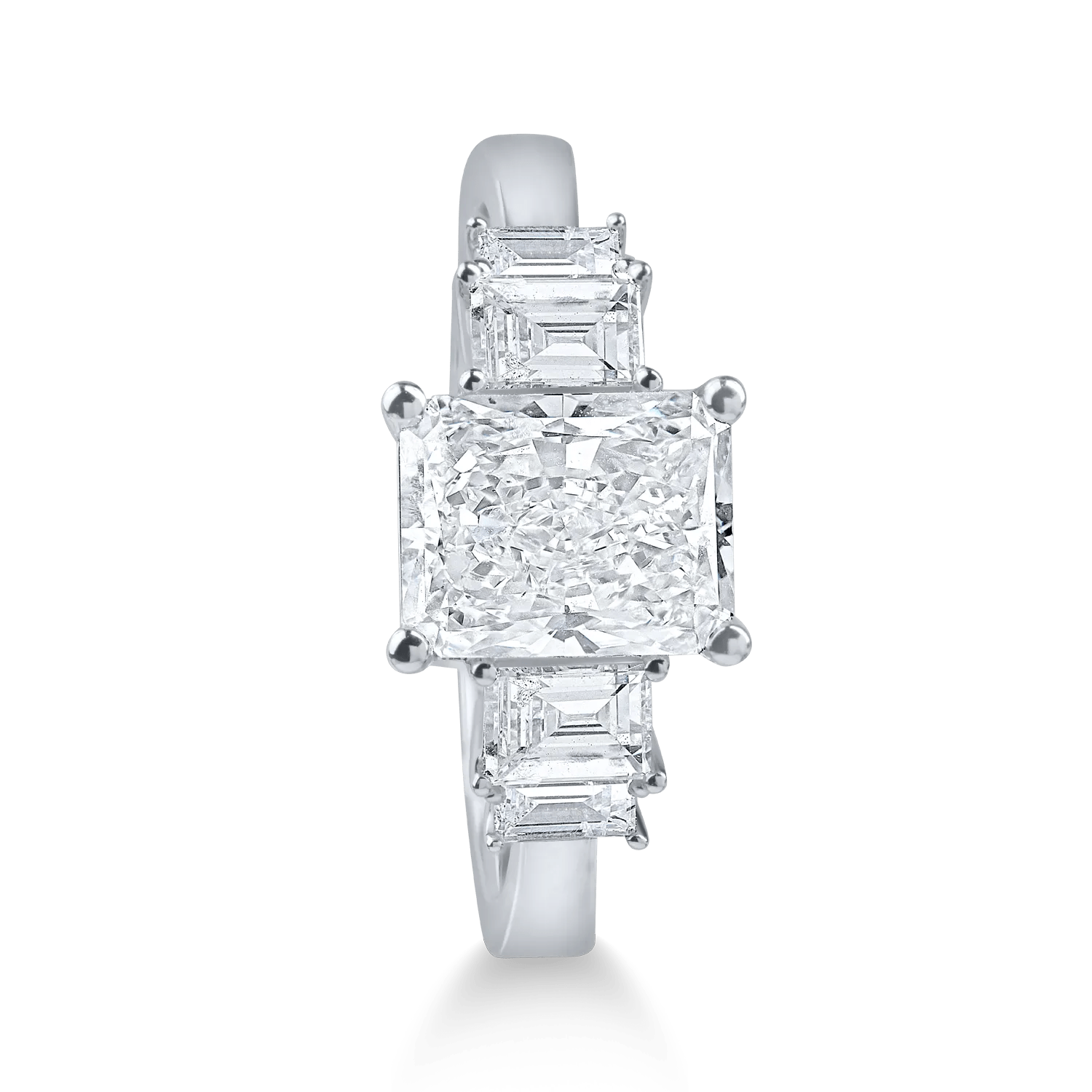 Inel din aur alb cu diamante de 2.61ct – eleganță și stil Inel din aur alb cu diamante de 2.61ct - eleganță și stil
