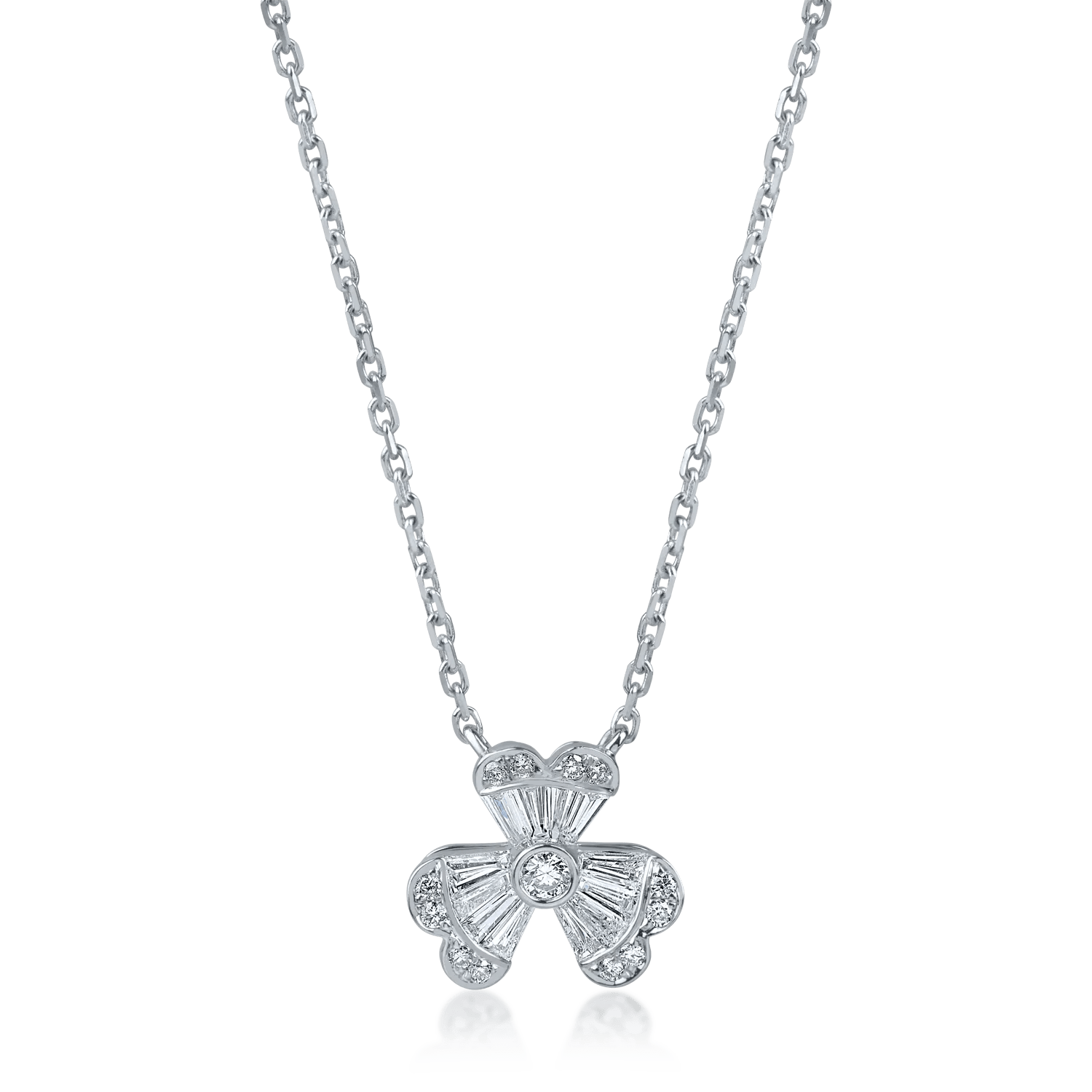 Lănțișor cu pandantiv floral din aur alb cu diamante baguette și rotunde de 0.38ct Lănțișor cu pandantiv floral din aur alb cu diamante baguette și rotunde de 0.38ct