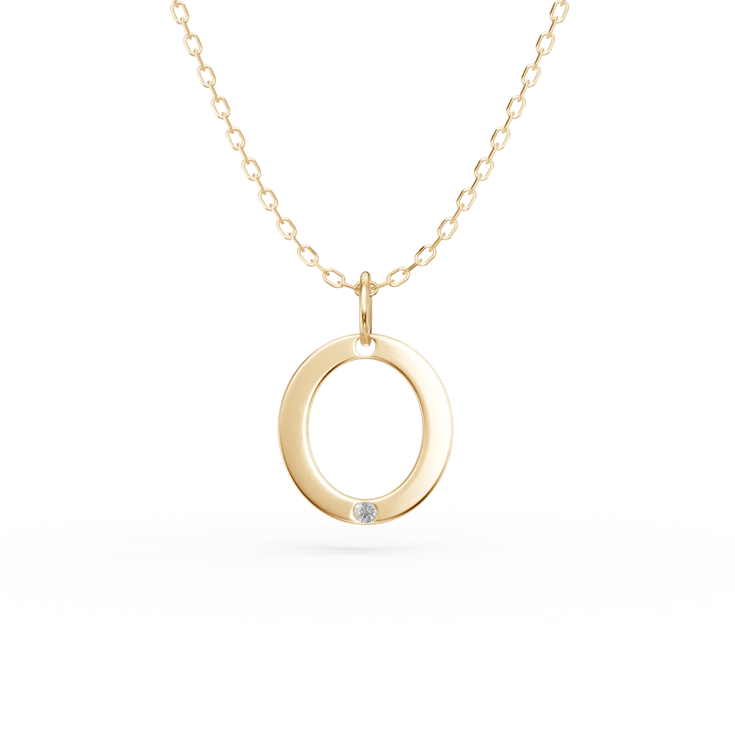 Lant cu pandantiv initiala O din aur galben cu diamant de 0.005ct Lant cu pandantiv initiala O din aur galben cu diamant de 0.005ct