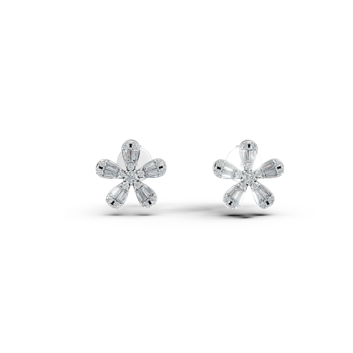 Cercei flori din aur alb cu diamante – 0.35ct Cercei flori din aur alb cu diamante - 0.35ct