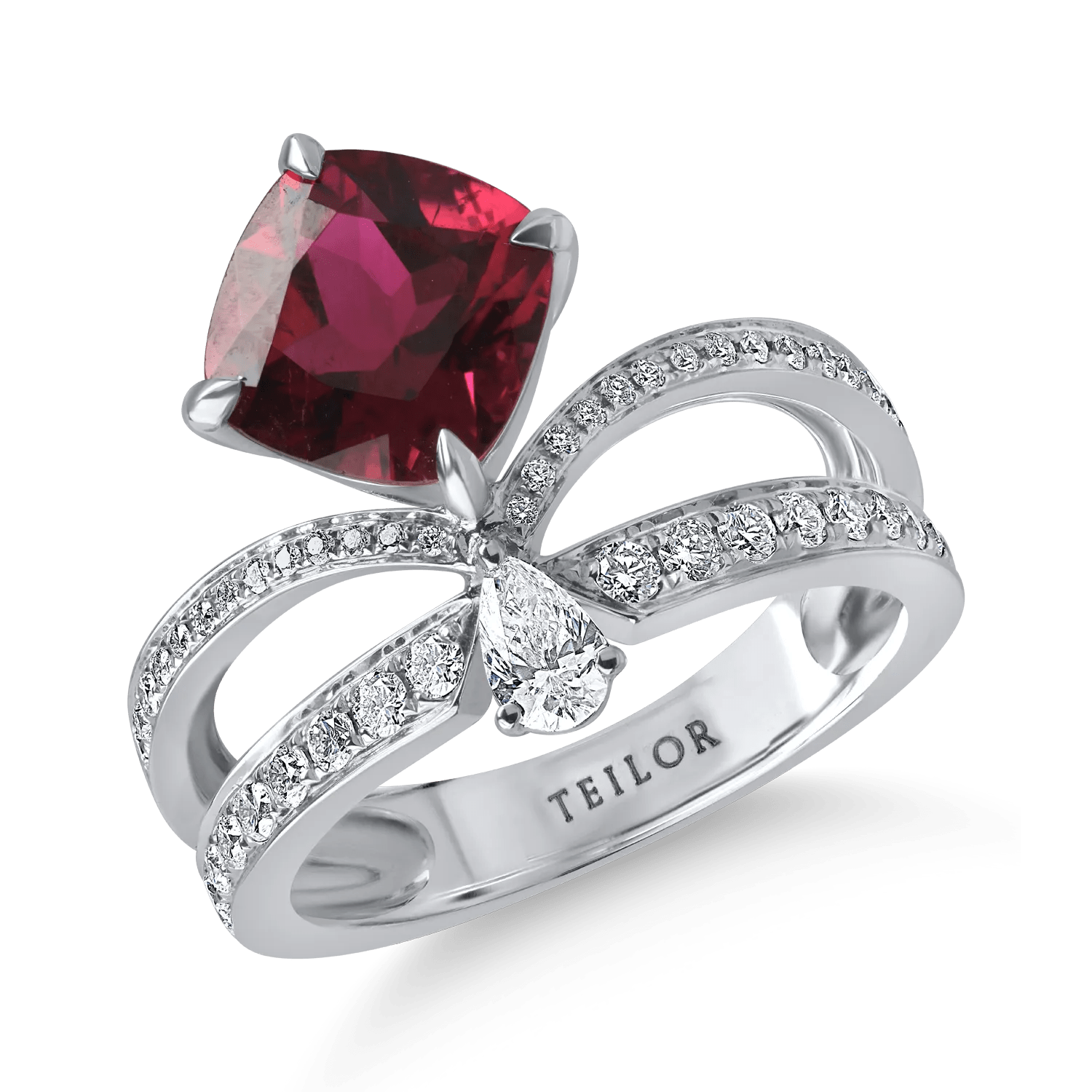 Inel din aur alb cu rubelit cushion de 2.21ct și diamant pear de 0.15ct Inel din aur alb cu rubelit cushion de 2.21ct și diamant pear de 0.15ct