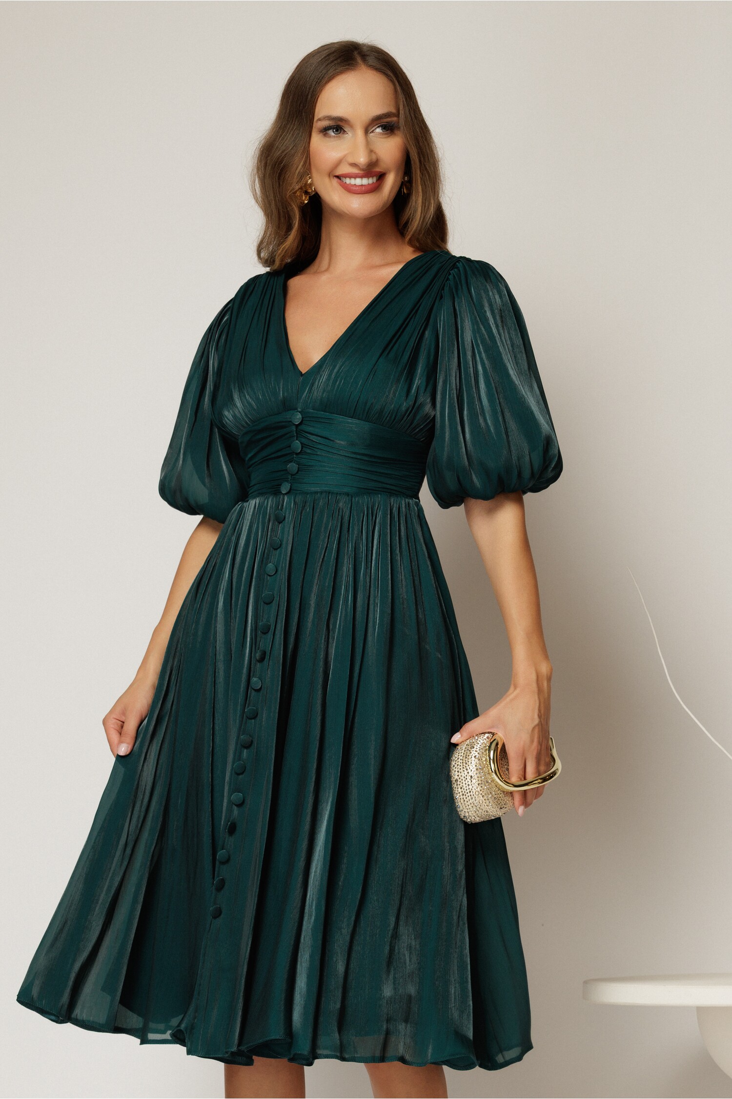 Rochie turcoaz cu decolteu adânc și nasturi din voal peliculizat – DY Fashion Rochie turcoaz cu decolteu adânc și nasturi din voal peliculizat – DY Fashion