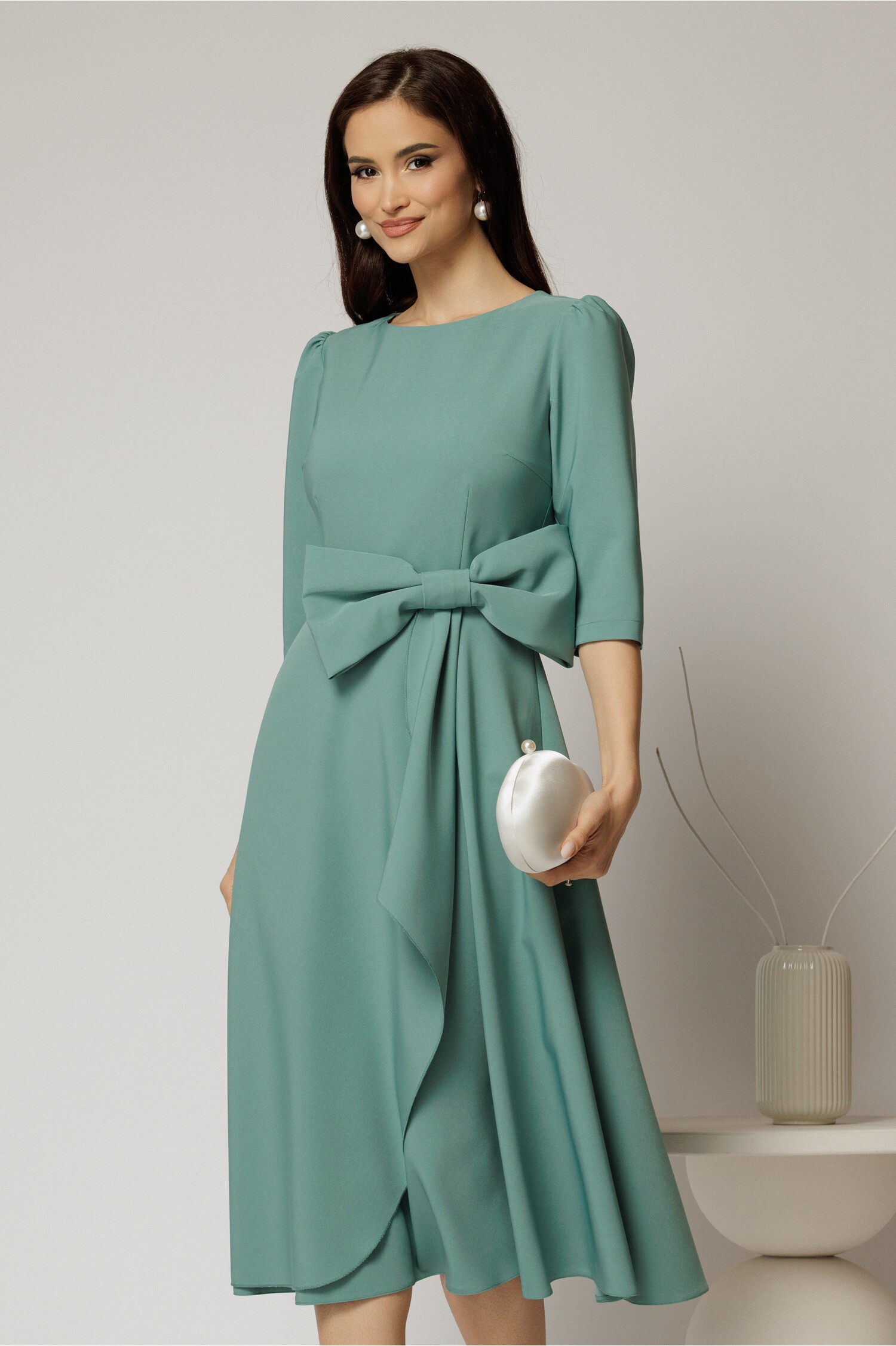 Rochie verde fistic DY fashion cu funda amplă în talie Rochie verde fistic DY fashion cu funda amplă în talie