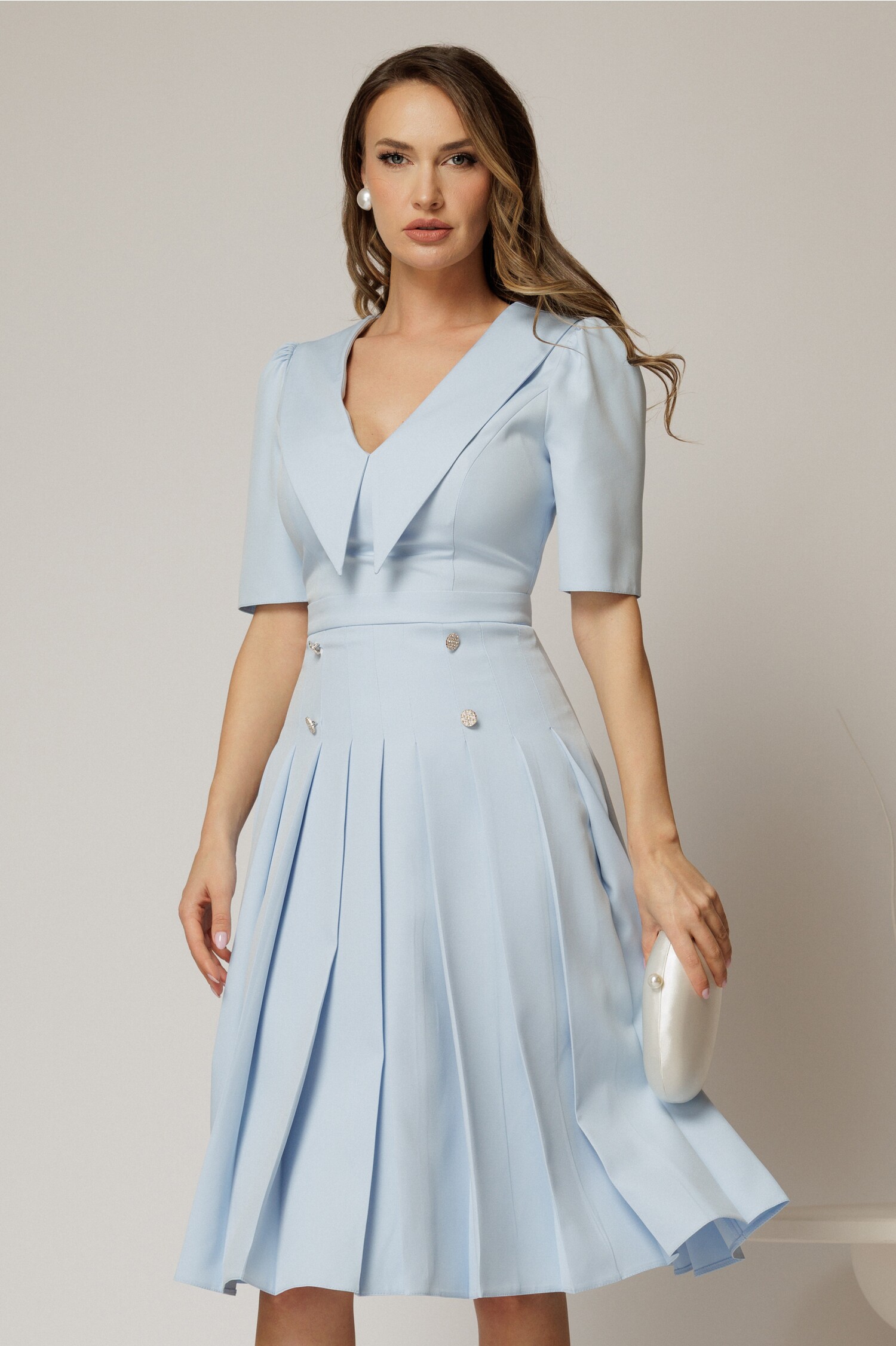 Rochie DY fashion bleu cu decolteu adânc și guler ascuțit Rochie DY fashion bleu cu decolteu adânc și guler ascuțit