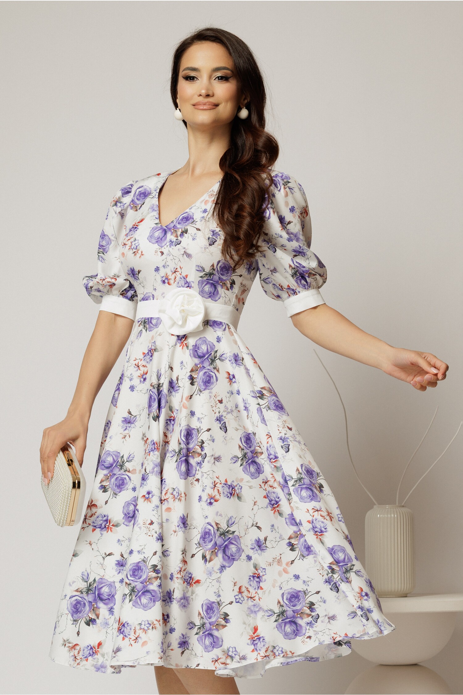Rochie cu imprimeu floral lila și detaliu în talie DY fashion Rochie cu imprimeu floral lila și detaliu în talie DY fashion