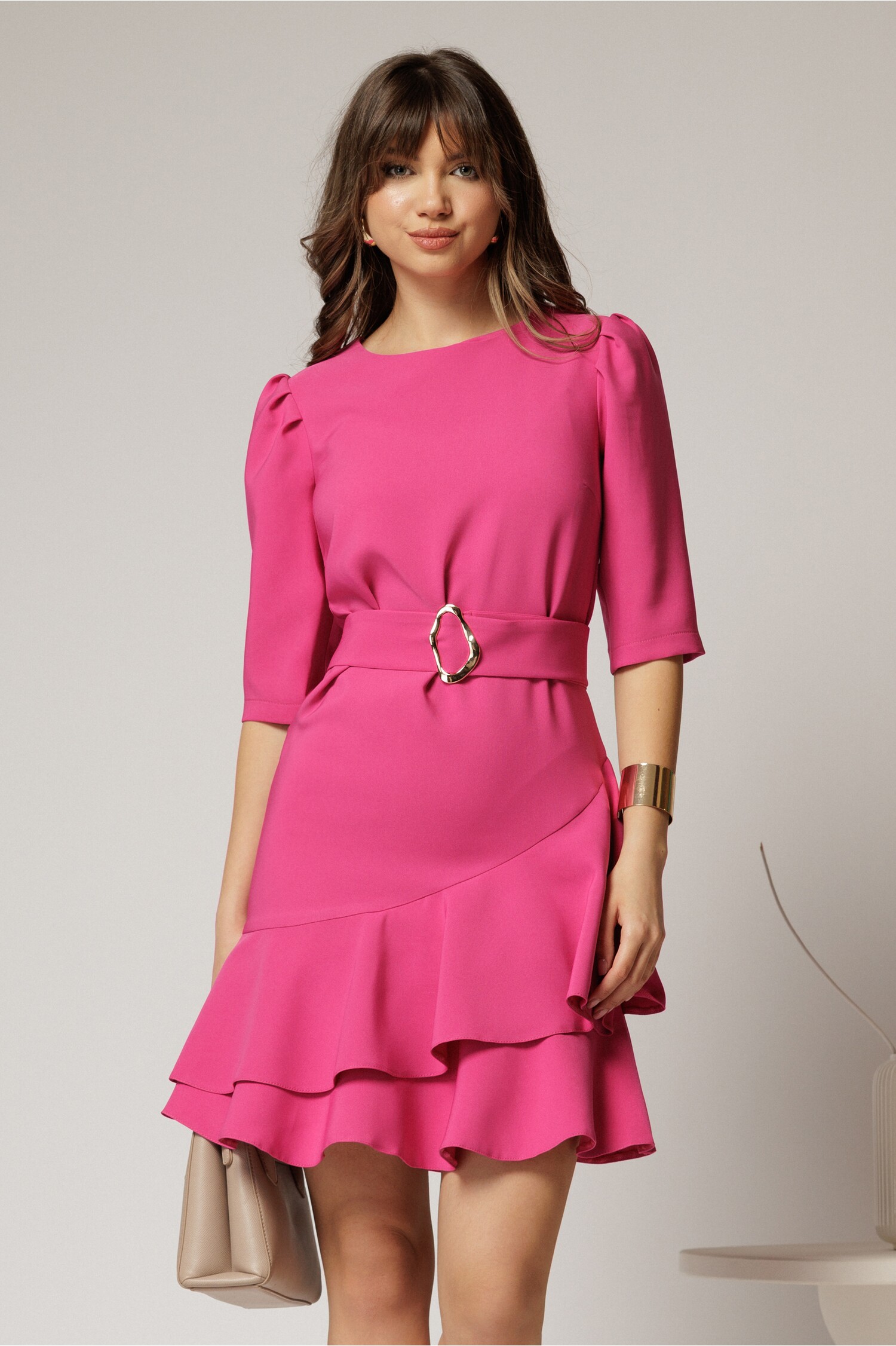Rochie scurtă fucsia DY fashion cu volănașe și cordon detașabil Rochie scurtă fucsia DY fashion cu volănașe și cordon detașabil