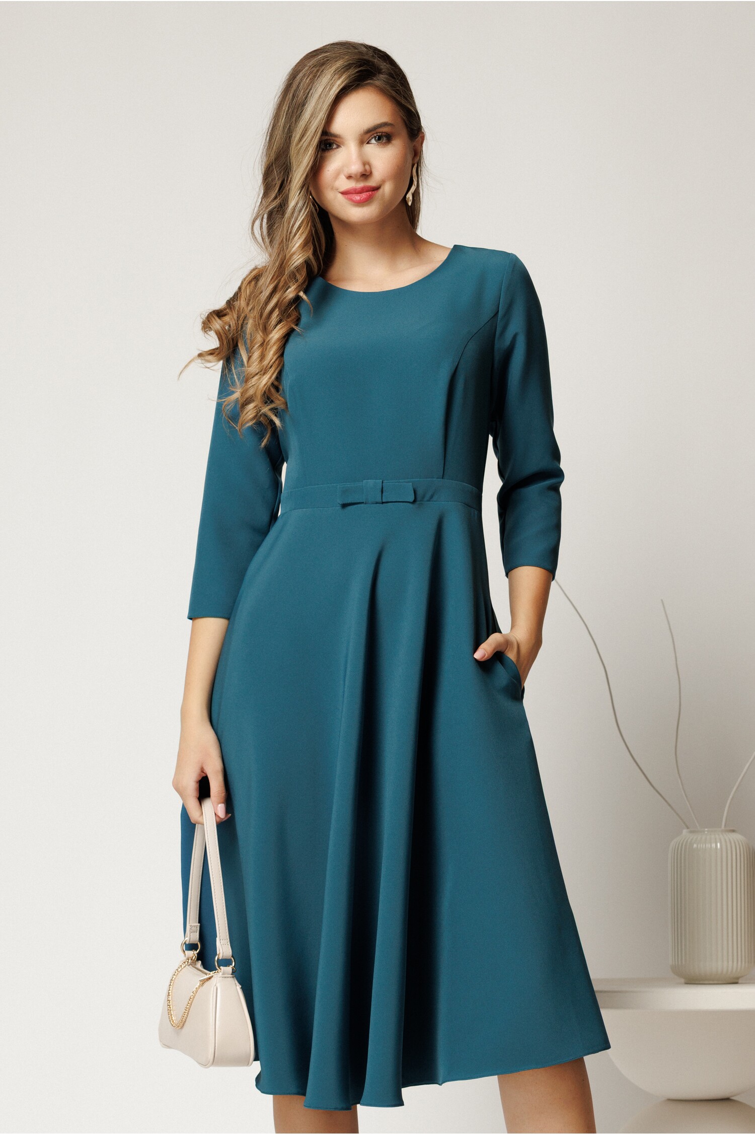 Rochie office DY fashion turcoaz midi din stofă Rochie office DY fashion turcoaz midi din stofă