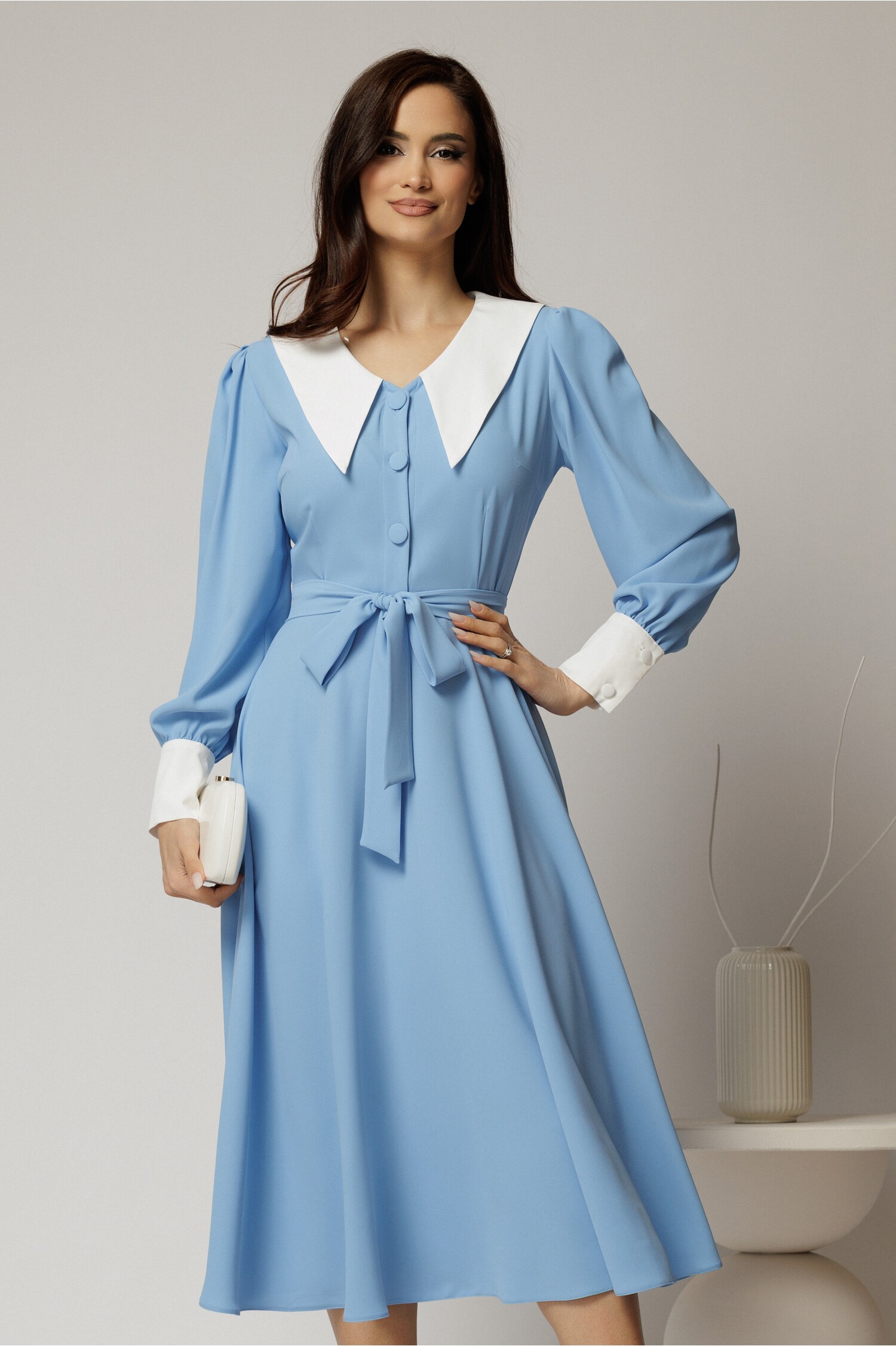Rochie midi bleu DY fashion cu guler şi mansete în contrast Rochie midi bleu DY fashion cu guler şi mansete în contrast