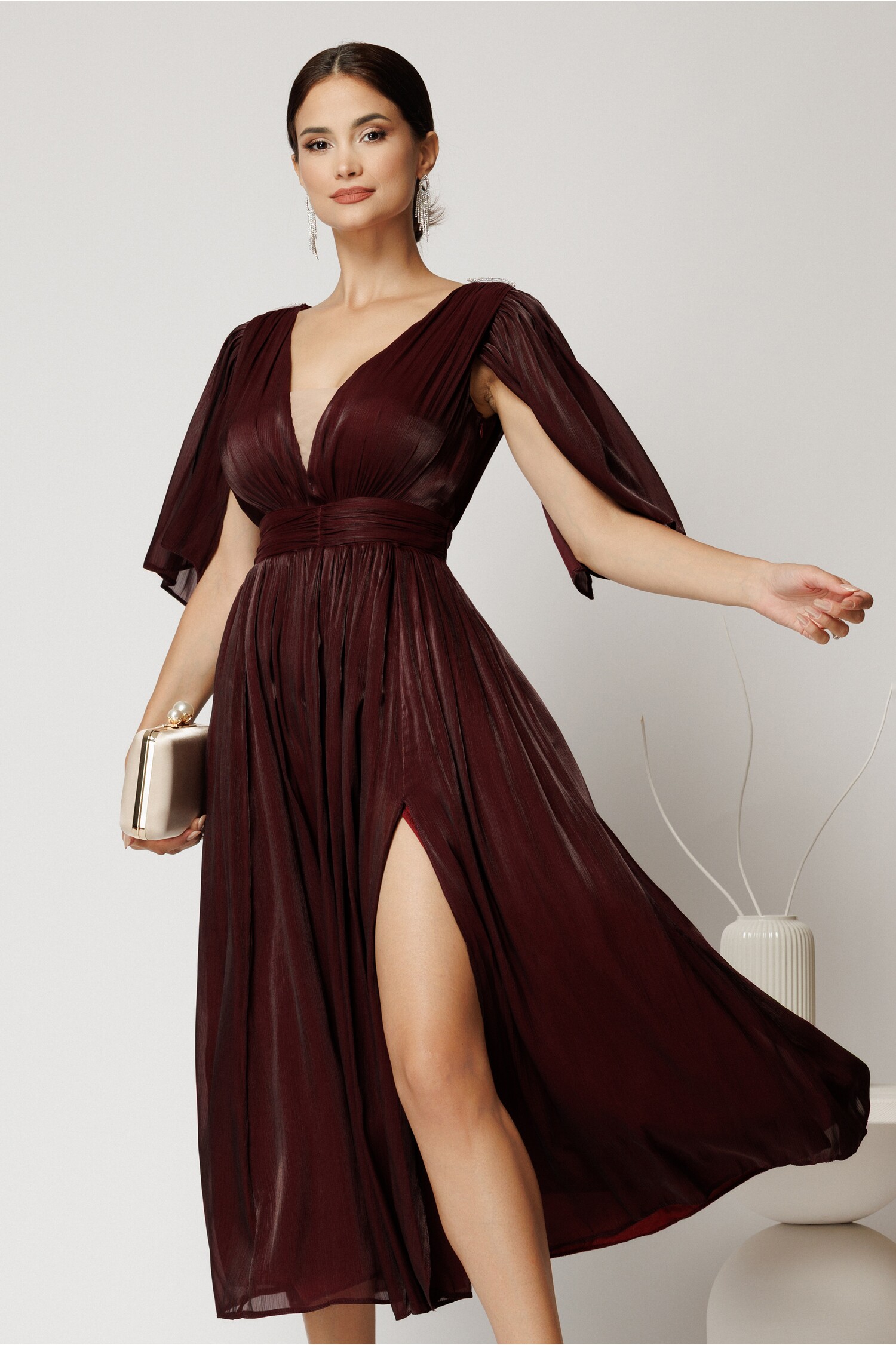 Rochie midi DY fashion bordo din voal cu aspect sidefat Rochie midi DY fashion bordo din voal cu aspect sidefat