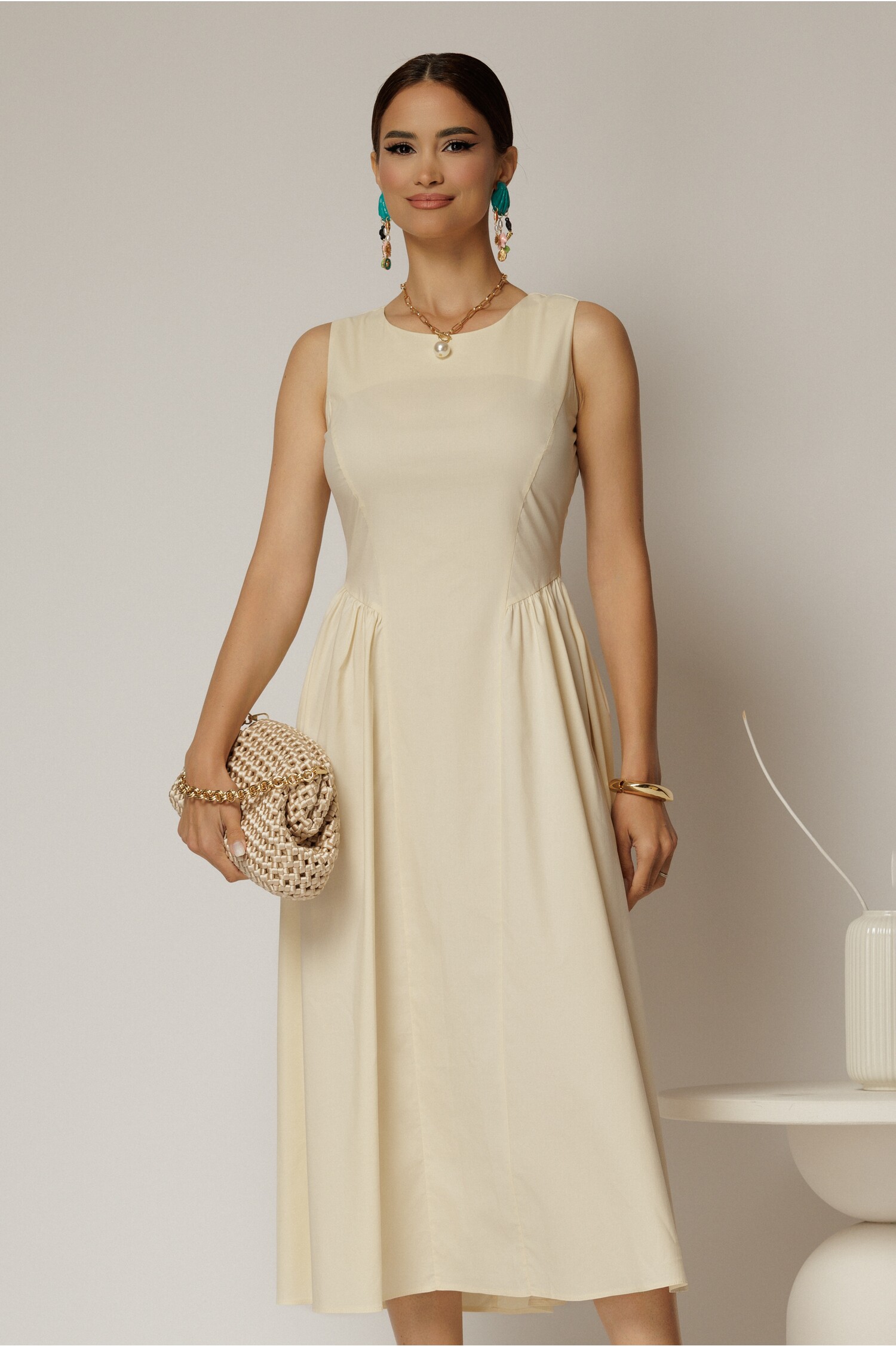 Rochie midi ivoar unt din bumbac cu creț pe solduri – DY Fashion Rochie midi ivoar unt din bumbac cu creț pe solduri – DY Fashion