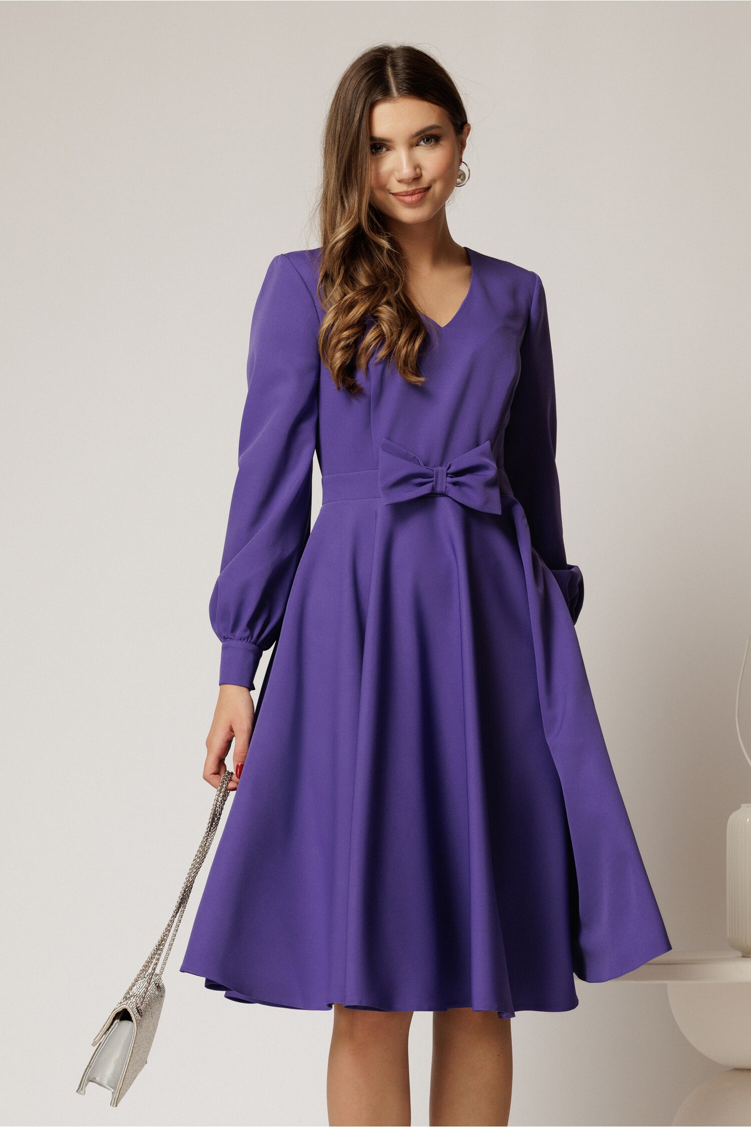 Rochie midi mov DY fashion cu funda și decolteu în v Rochie midi mov DY fashion cu funda și decolteu în v