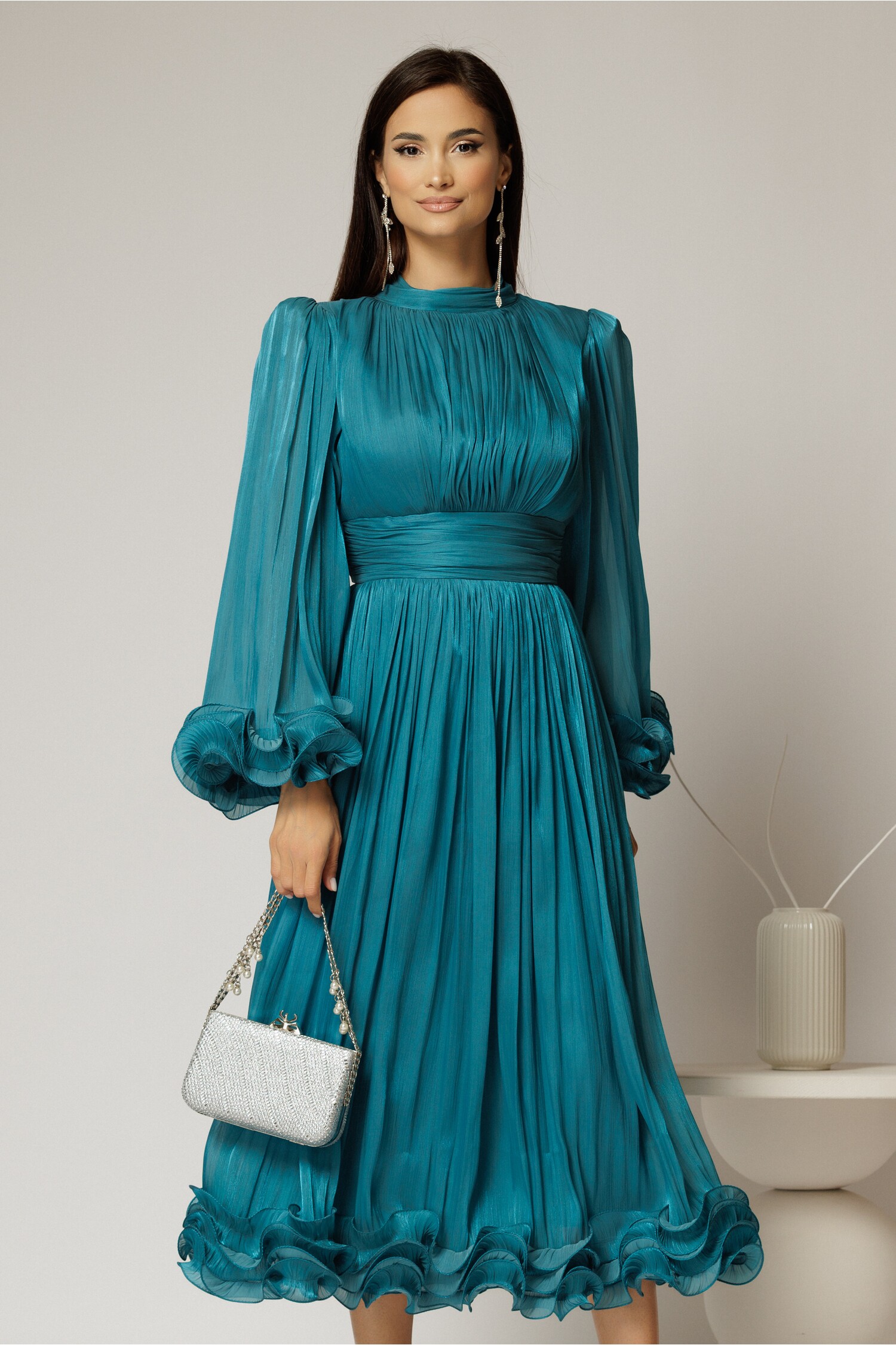 Rochie midi turcoaz de ocazie cu maneci ample si volanase – DY Fashion Rochie midi turcoaz de ocazie cu maneci ample si volanase – DY Fashion