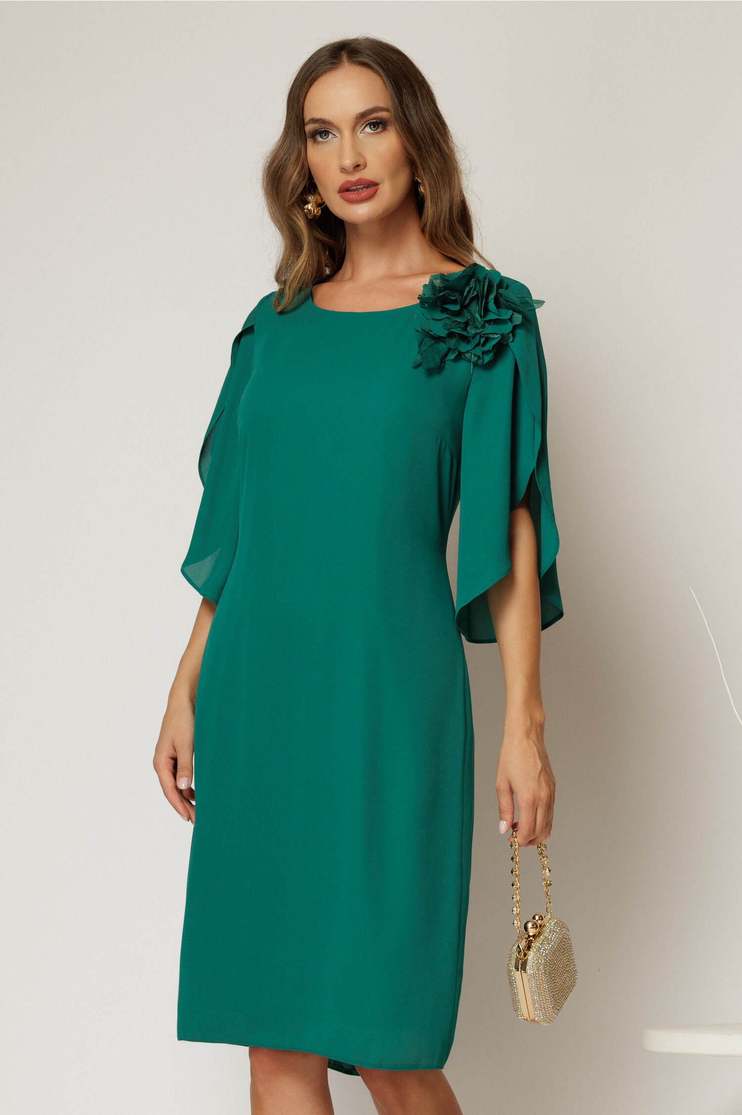 Rochie midi elegantă verde din voal cu aplicație florală – DY Fashion Rochie midi elegantă verde din voal cu aplicație florală – DY Fashion