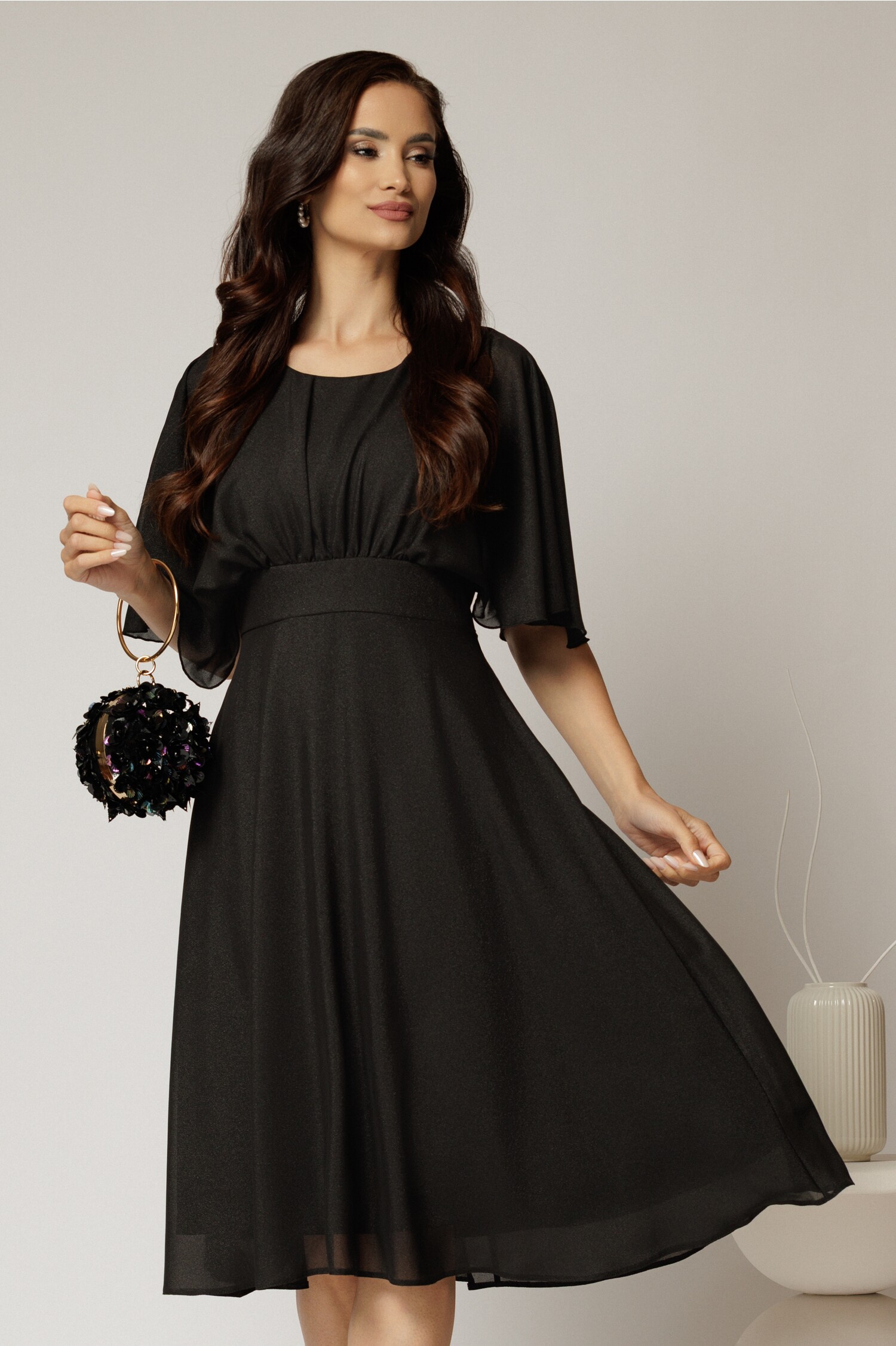Rochie midi din voal negru cu mâneci scurte lejere Rochie midi din voal negru cu mâneci scurte lejere