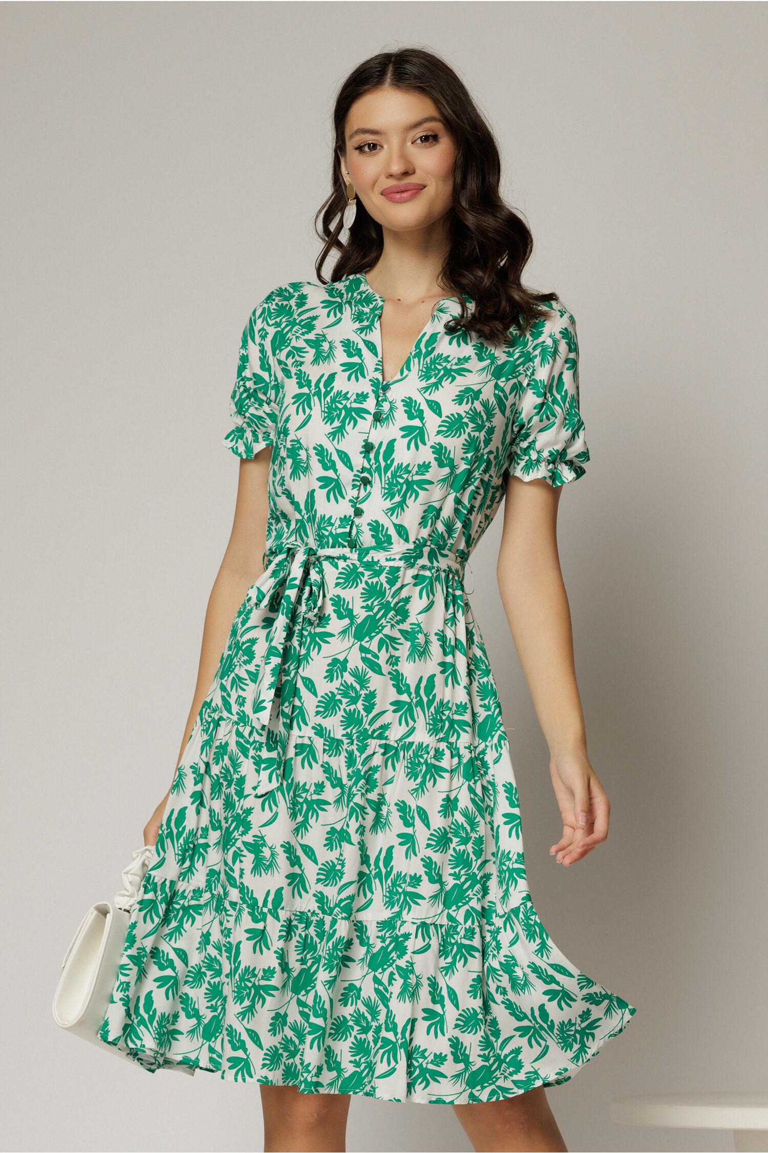 Rochie midi albă din viscose cu imprimeu verde – DY Fashion Rochie midi albă din viscose cu imprimeu verde – DY Fashion