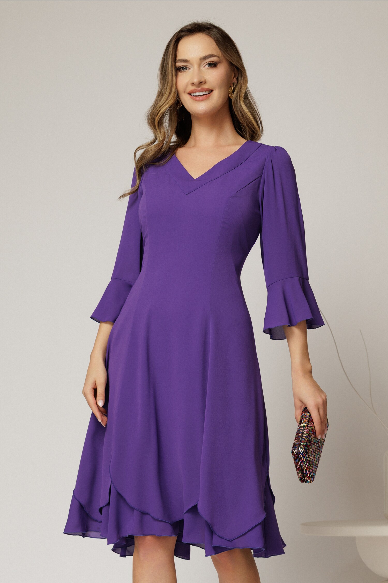 Rochie midi mov din voal cu decolteu în v Rochie midi mov din voal cu decolteu în v