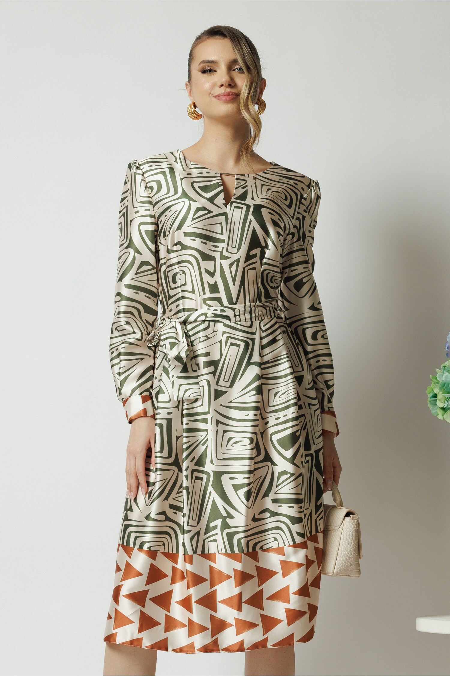 Rochie midi office bej cu imprimeu verde Rochie midi office bej cu imprimeu verde
