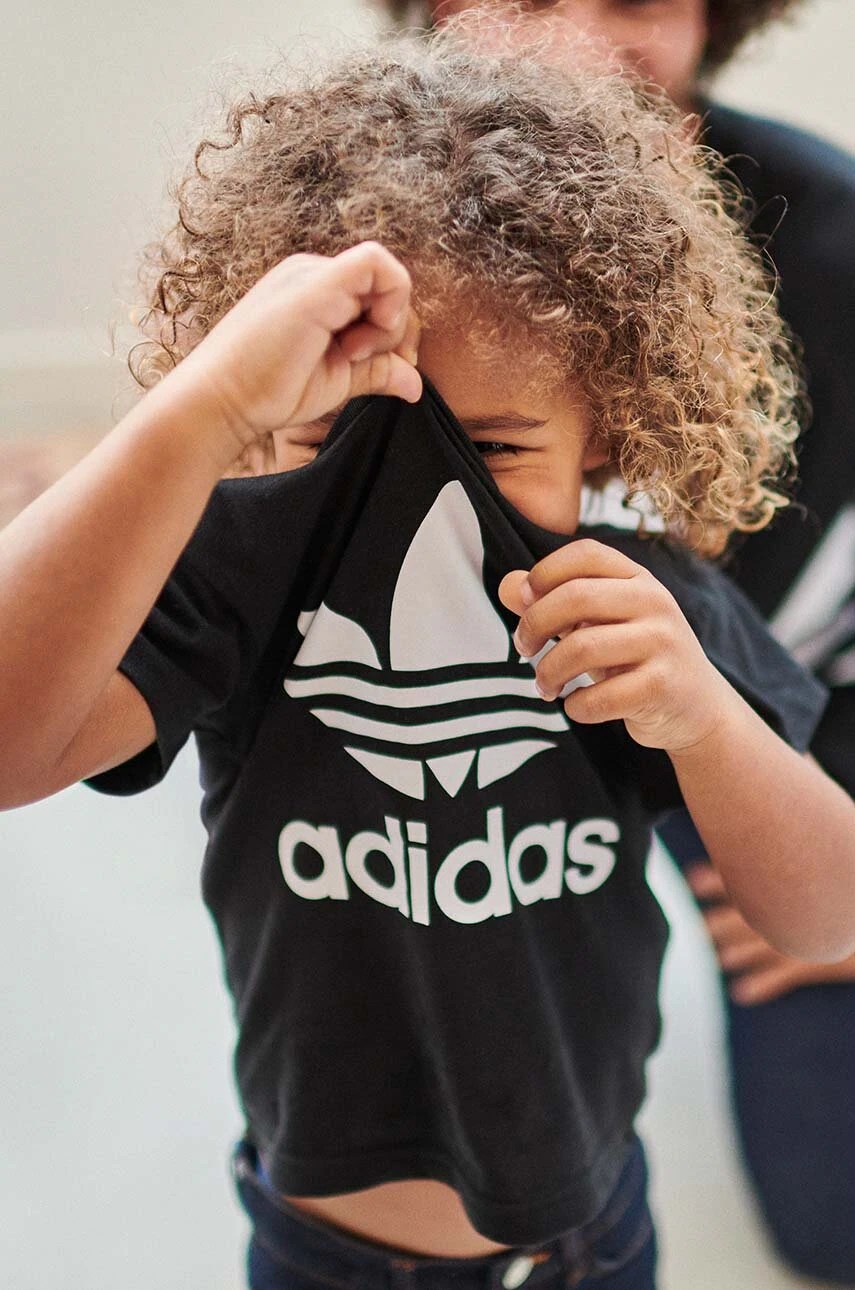 Tricou copii adidas originals 62-104 cm DV2829 Tricou copii adidas originals 62-104 cm DV2829