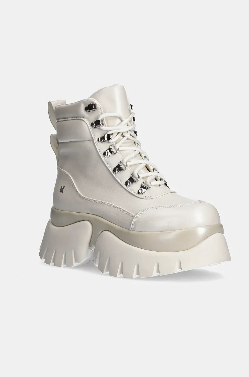 Bocanci koi footwear cu platformă Bocanci koi footwear cu platformă