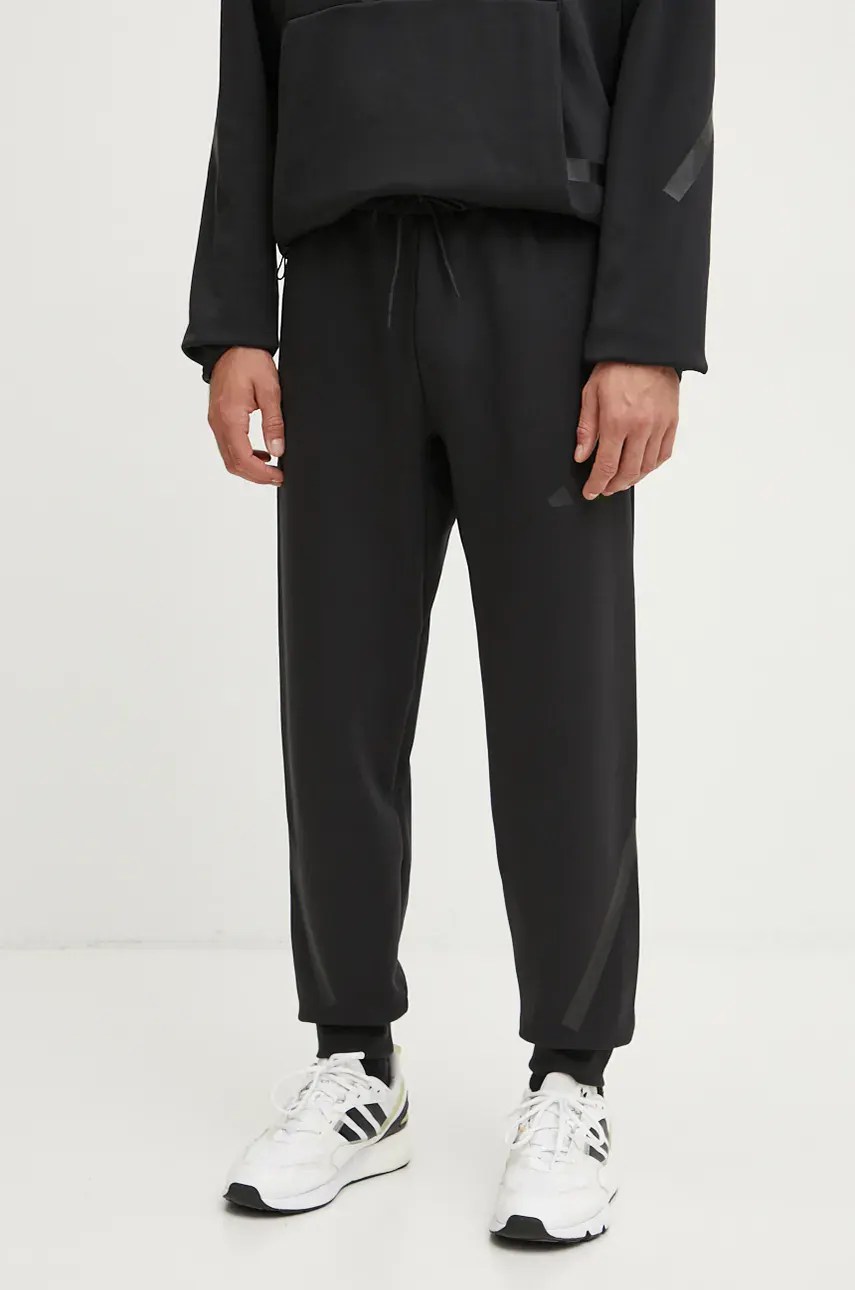 Pantaloni de trening adidas ZNE pentru bărbați Pantaloni de trening adidas ZNE pentru bărbați