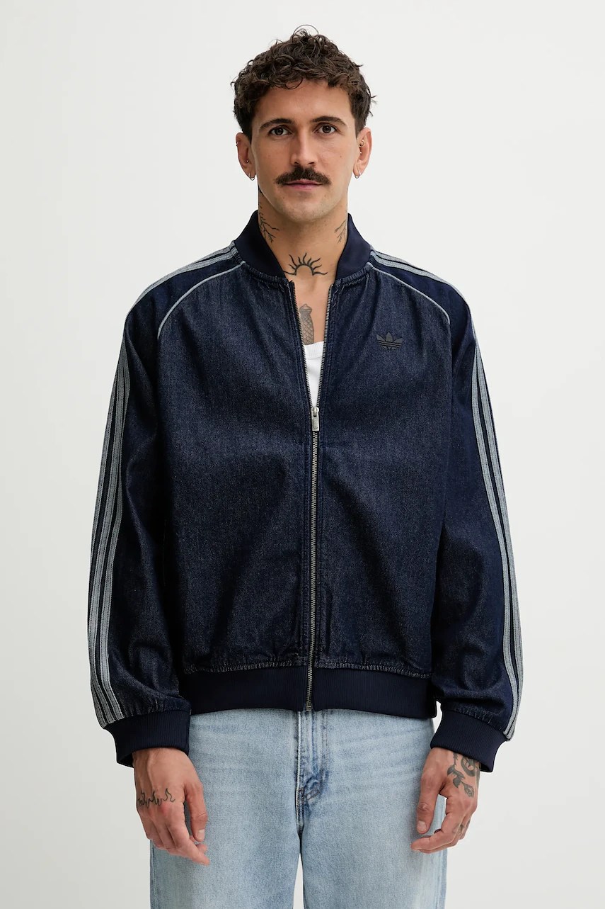 Hanorac din denim adidas originals adicolor loose SST Hanorac din denim adidas originals adicolor loose SST