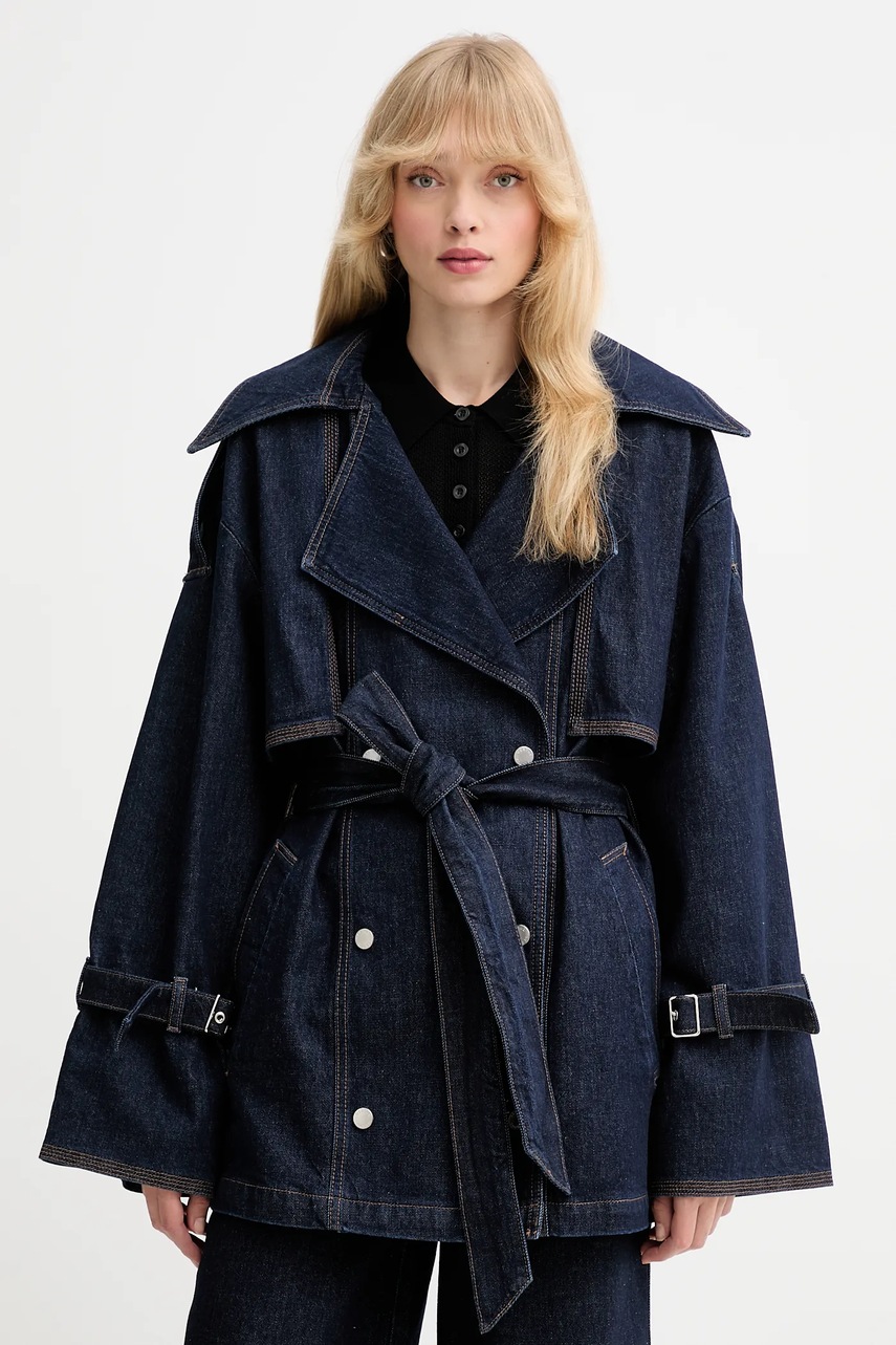 Palton gestuz din denim Palton gestuz din denim