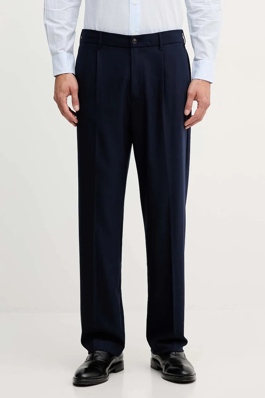 Pantaloni united colors of benetton Pantaloni united colors of benetton