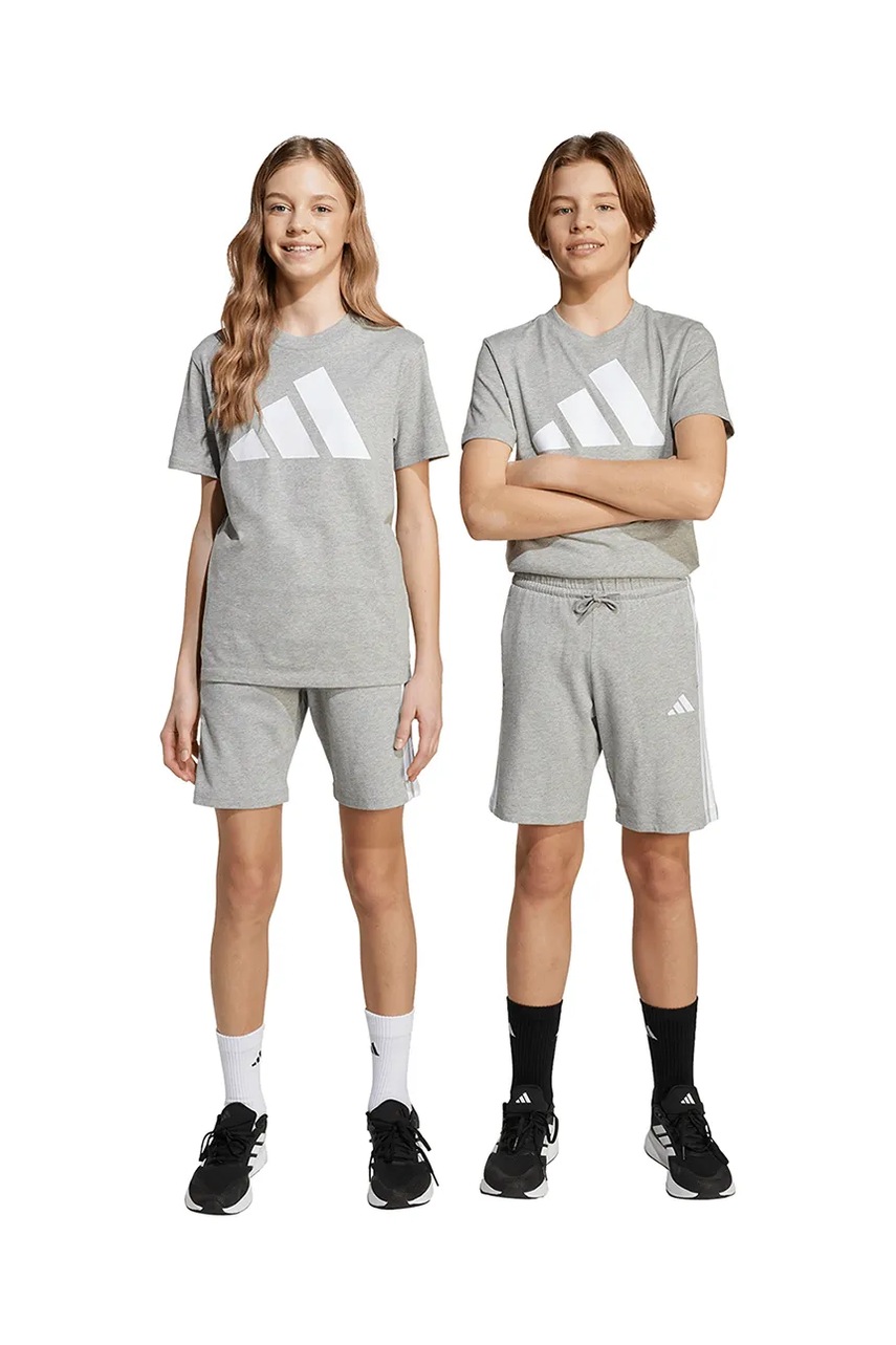 Pantaloni scurți adidas din bumbac pentru copii Pantaloni scurți adidas din bumbac pentru copii