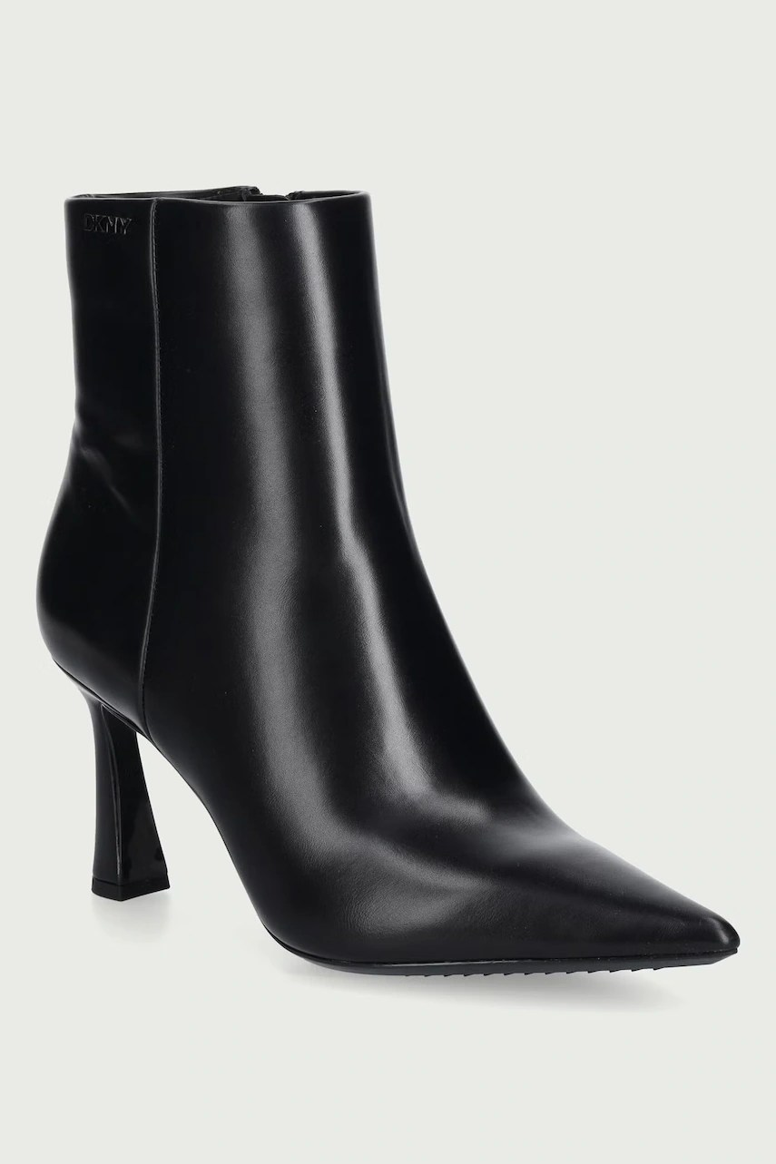 Botine pentru femei Caryann – DKNY Botine pentru femei Caryann – DKNY