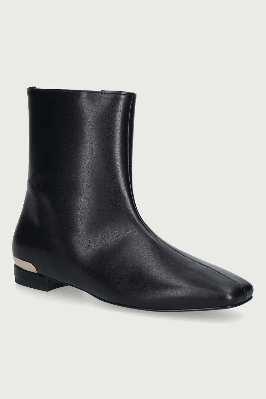 Botine pentru femei DRESS – Valentino Botine pentru femei DRESS – Valentino