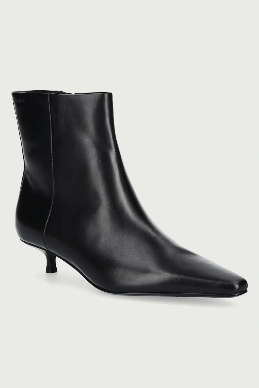 Botine pentru femei din piele KITTEN HEEL ANKLE BOOT LTH – CALVIN KLEIN Botine pentru femei din piele KITTEN HEEL ANKLE BOOT LTH – CALVIN KLEIN