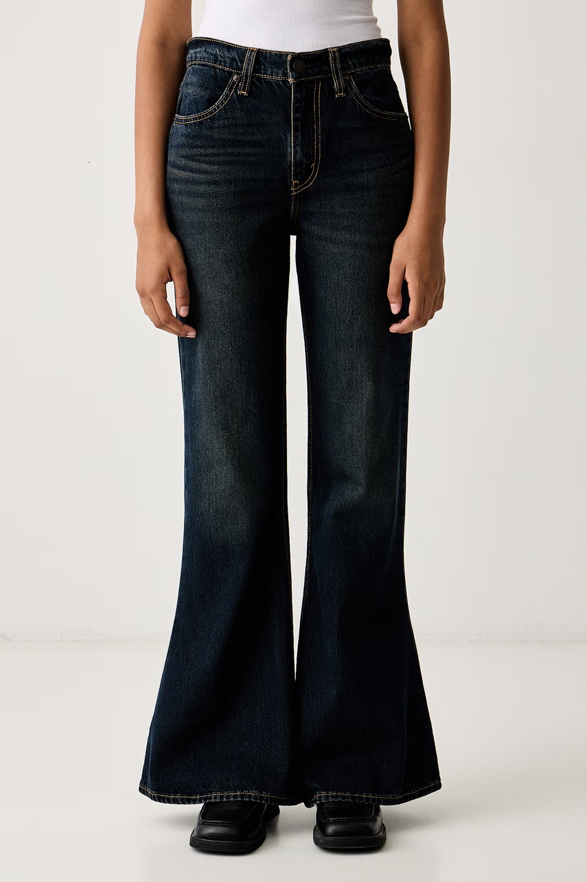Levi’s jeans flared pentru femei PUDDLE SNAP FLARE – Levis Levi’s jeans flared pentru femei PUDDLE SNAP FLARE – Levis