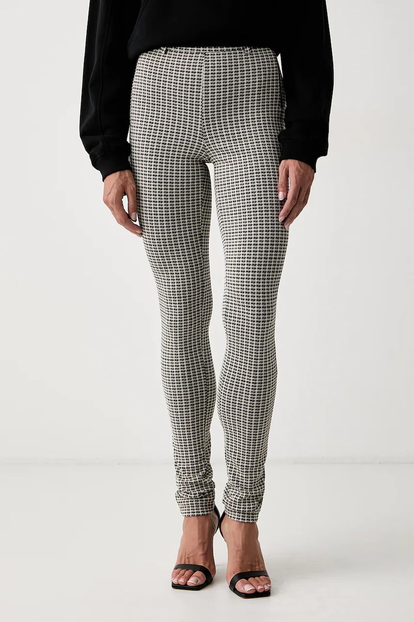 Pantaloni skinny pentru femei din vâscoză – Patrizia Pepe Pantaloni skinny pentru femei din vâscoză – Patrizia Pepe