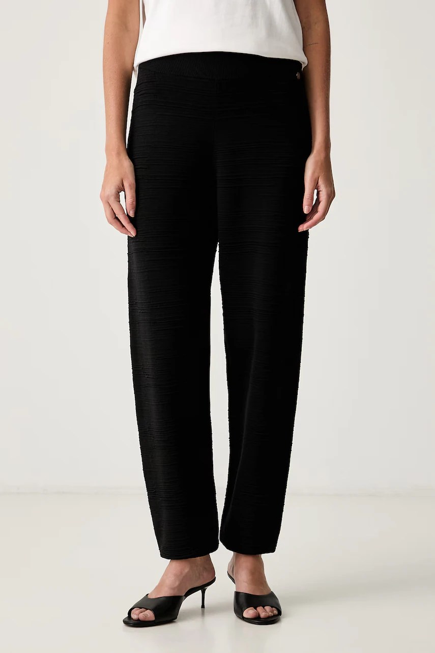 Pantaloni de trening pentru femei cu vâscoză – JOSEPH RIBKOFF Pantaloni de trening pentru femei cu vâscoză – JOSEPH RIBKOFF