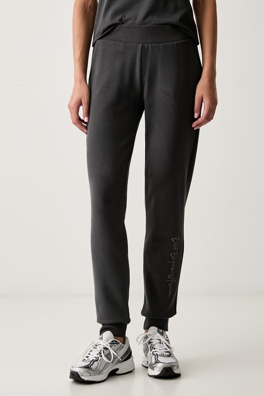 Pantaloni de trening pentru femei – EA7 Emporio Armani Pantaloni de trening pentru femei – EA7 Emporio Armani
