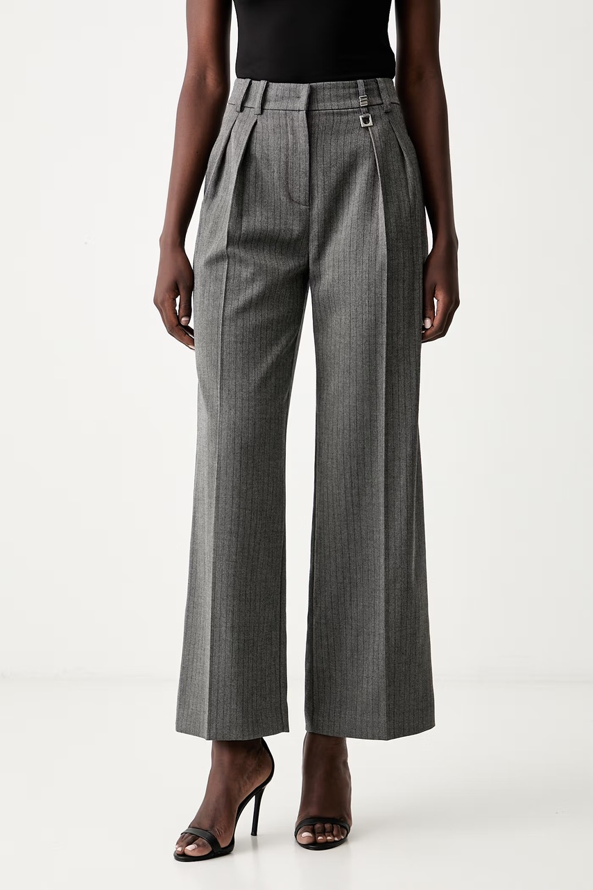 Pantaloni de costum pentru femei – Patrizia Pepe Pantaloni de costum pentru femei – Patrizia Pepe