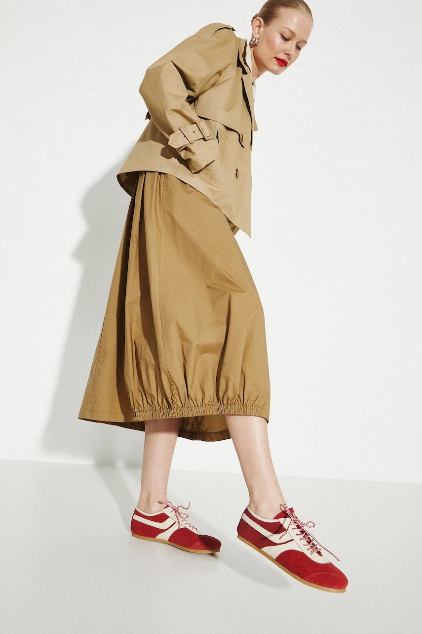 Teniși medicine din piele întoarsă Teniși medicine din piele întoarsă